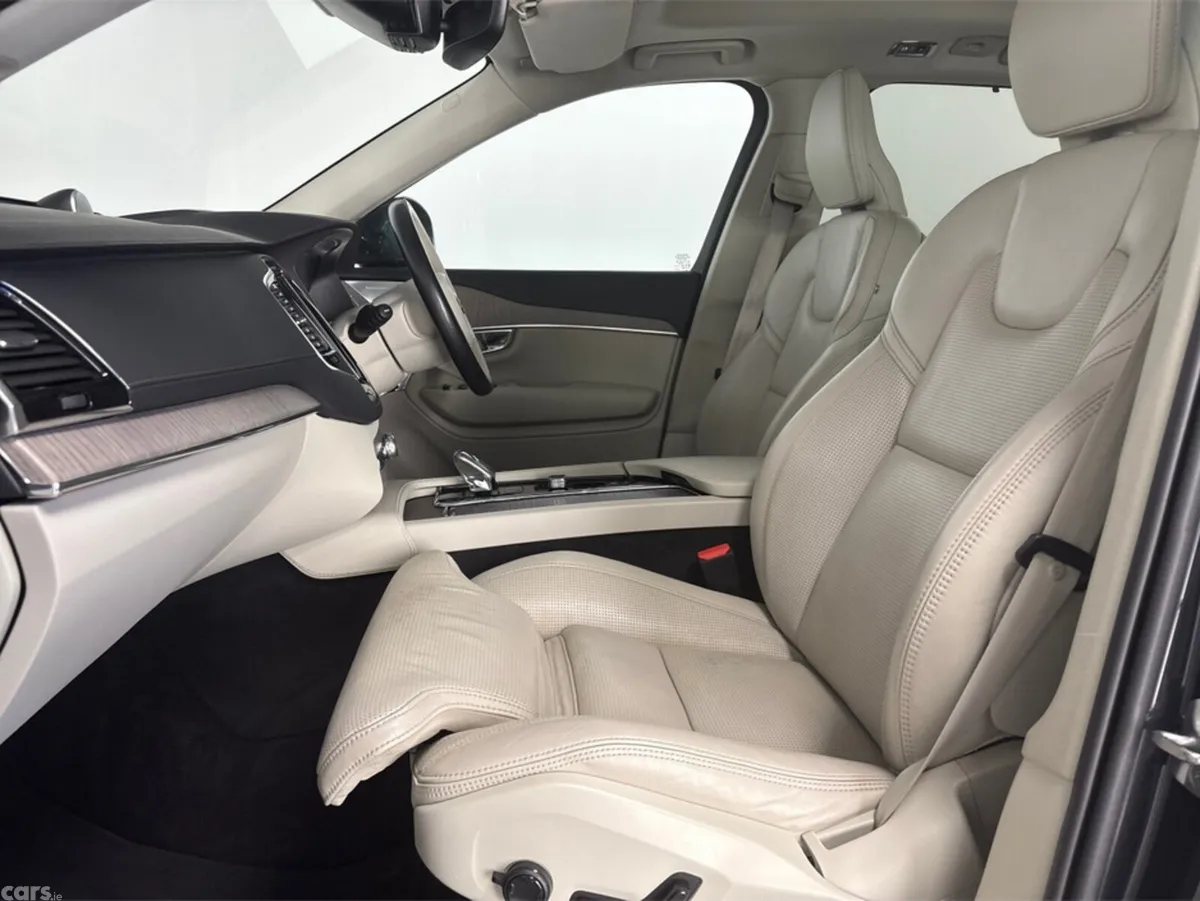 Volvo XC90 MPV, Petrol Hybrid, 2022, Grey