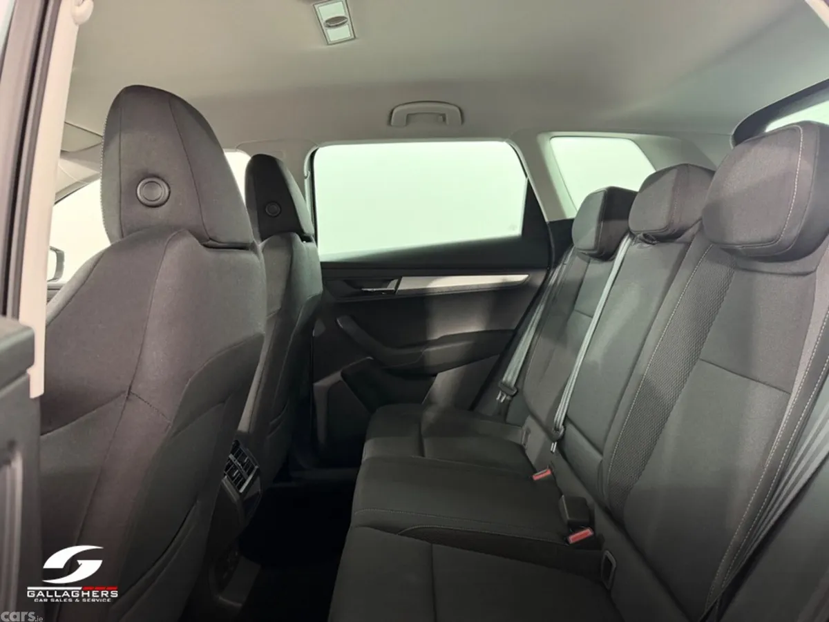 Skoda Karoq SUV, Diesel, 2025, Silver