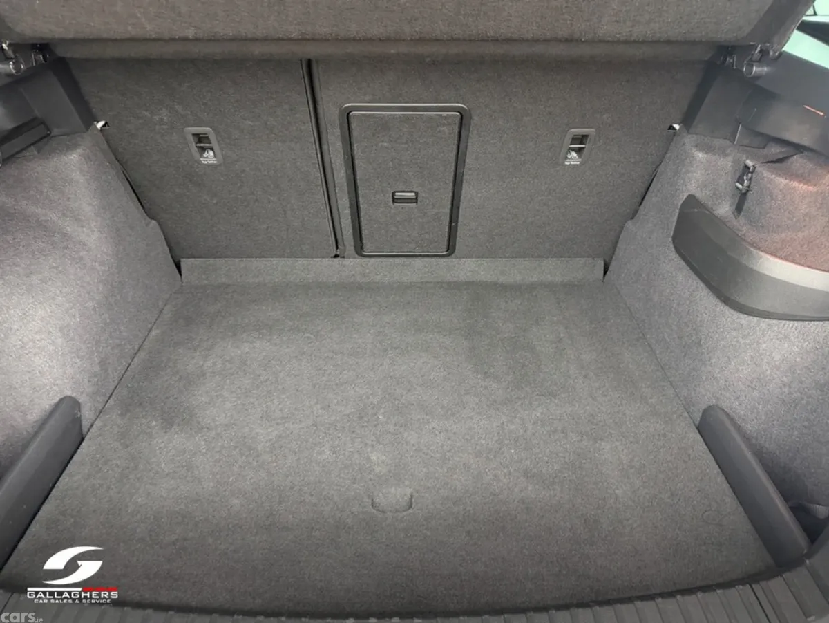 Skoda Karoq SUV, Diesel, 2025, Silver