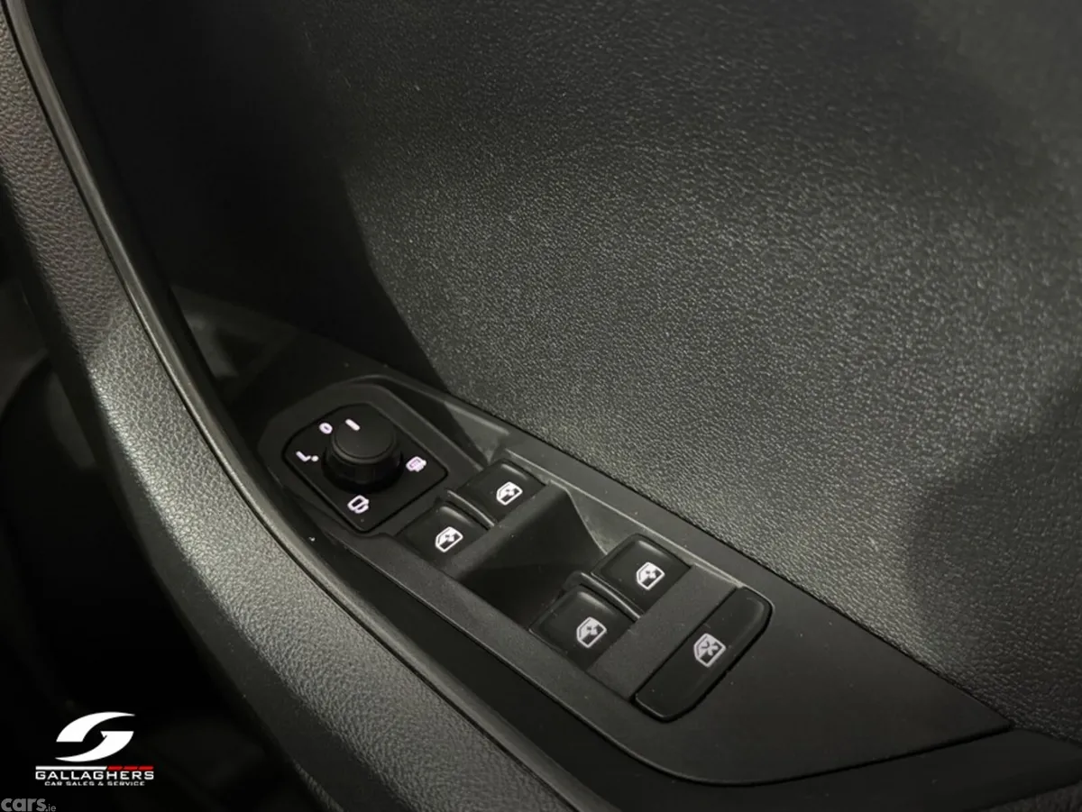 Skoda Karoq SUV, Diesel, 2025, Silver