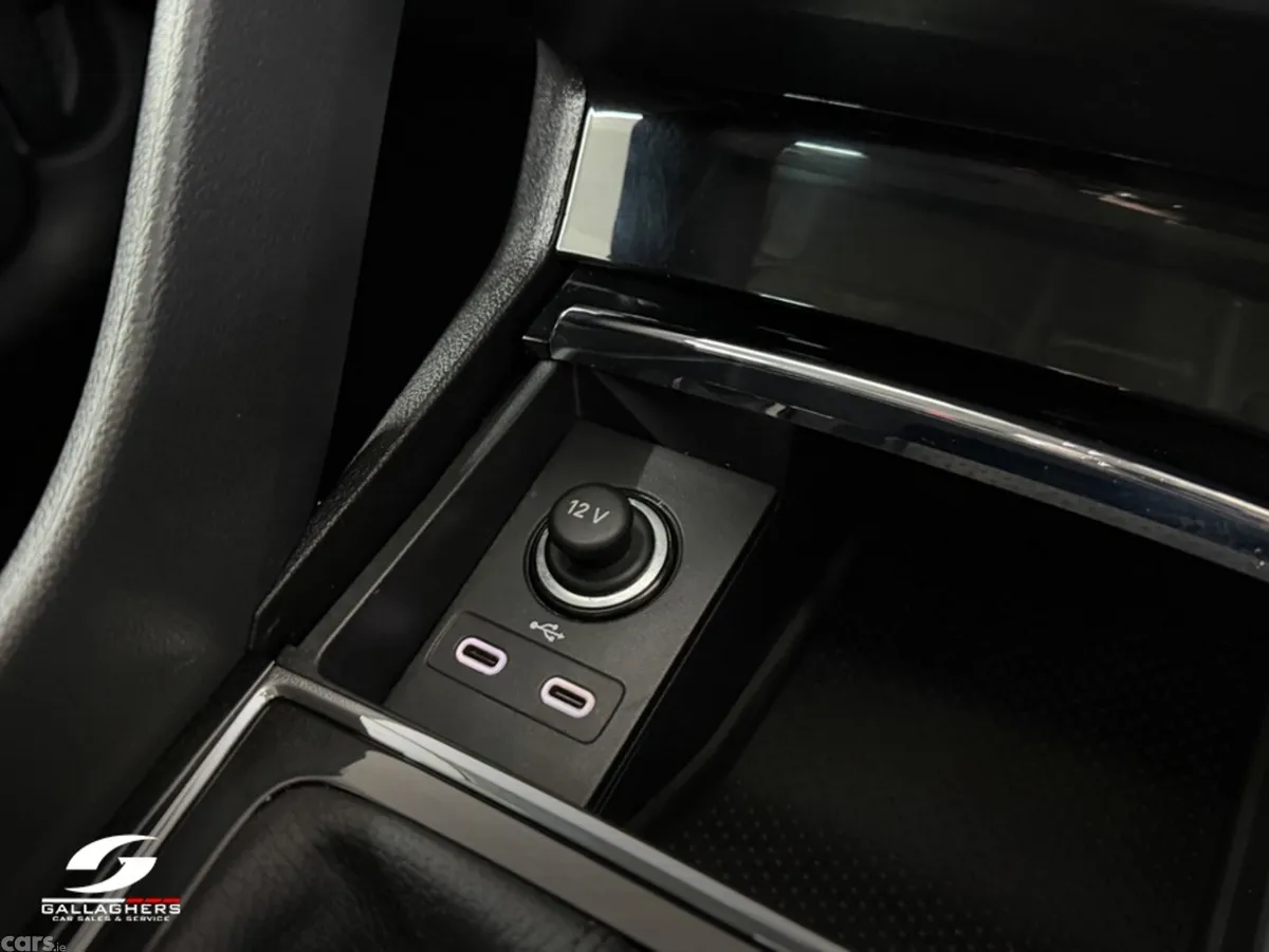 Skoda Karoq SUV, Diesel, 2025, Silver