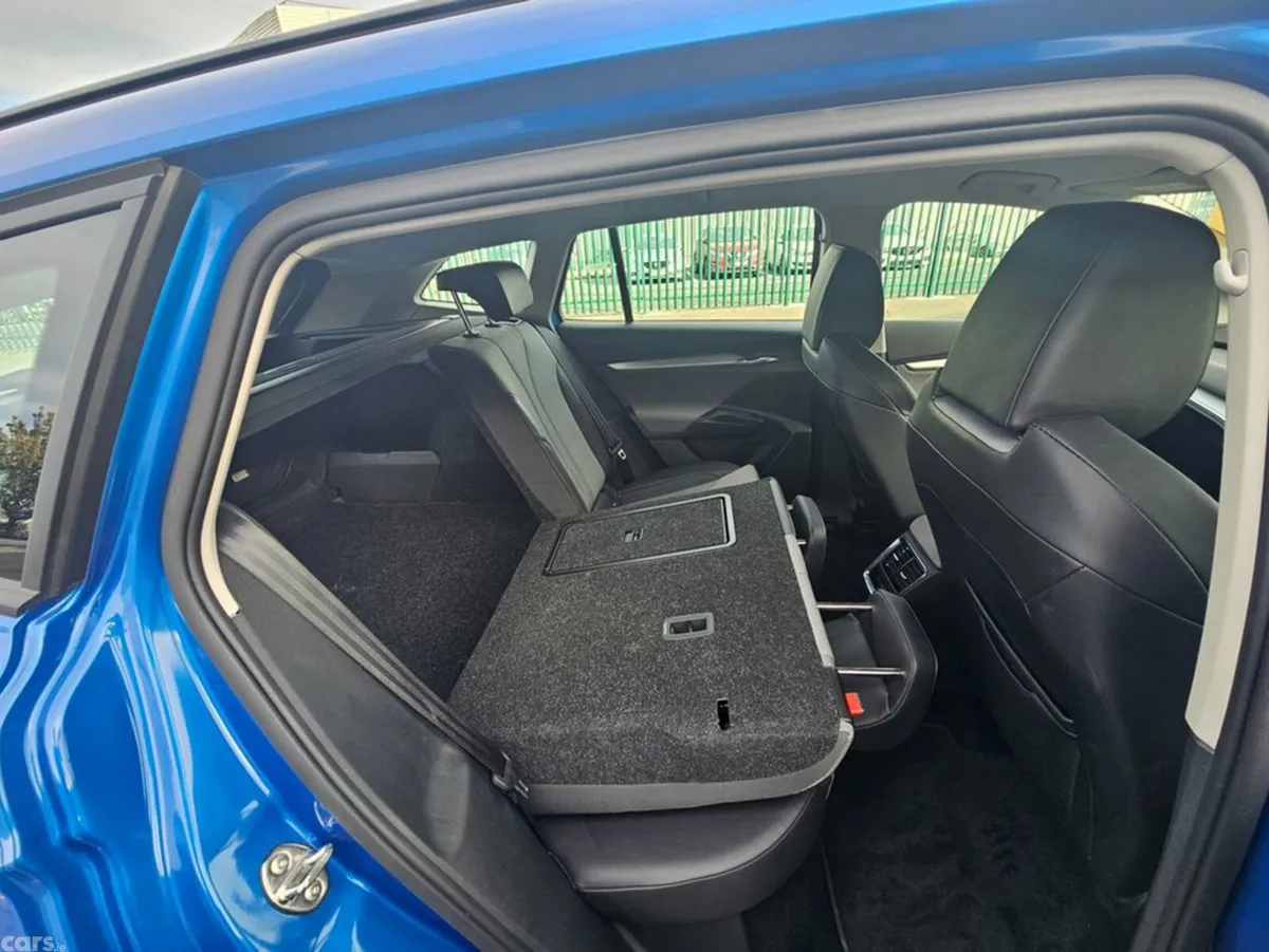 Skoda Enyaq Estate, Electric, 2023, Blue
