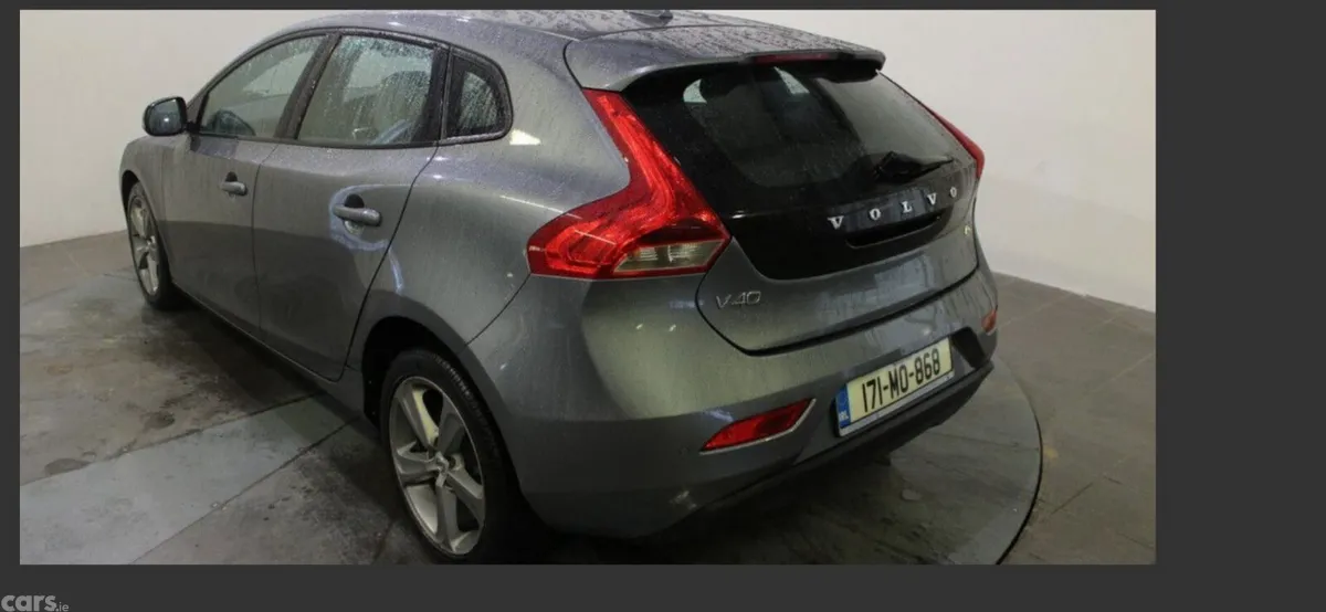 Volvo V40 Hatchback, Diesel, 2017, Grey