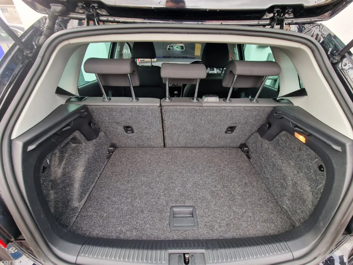 Volkswagen Polo Hatchback, Petrol, 2016, Black