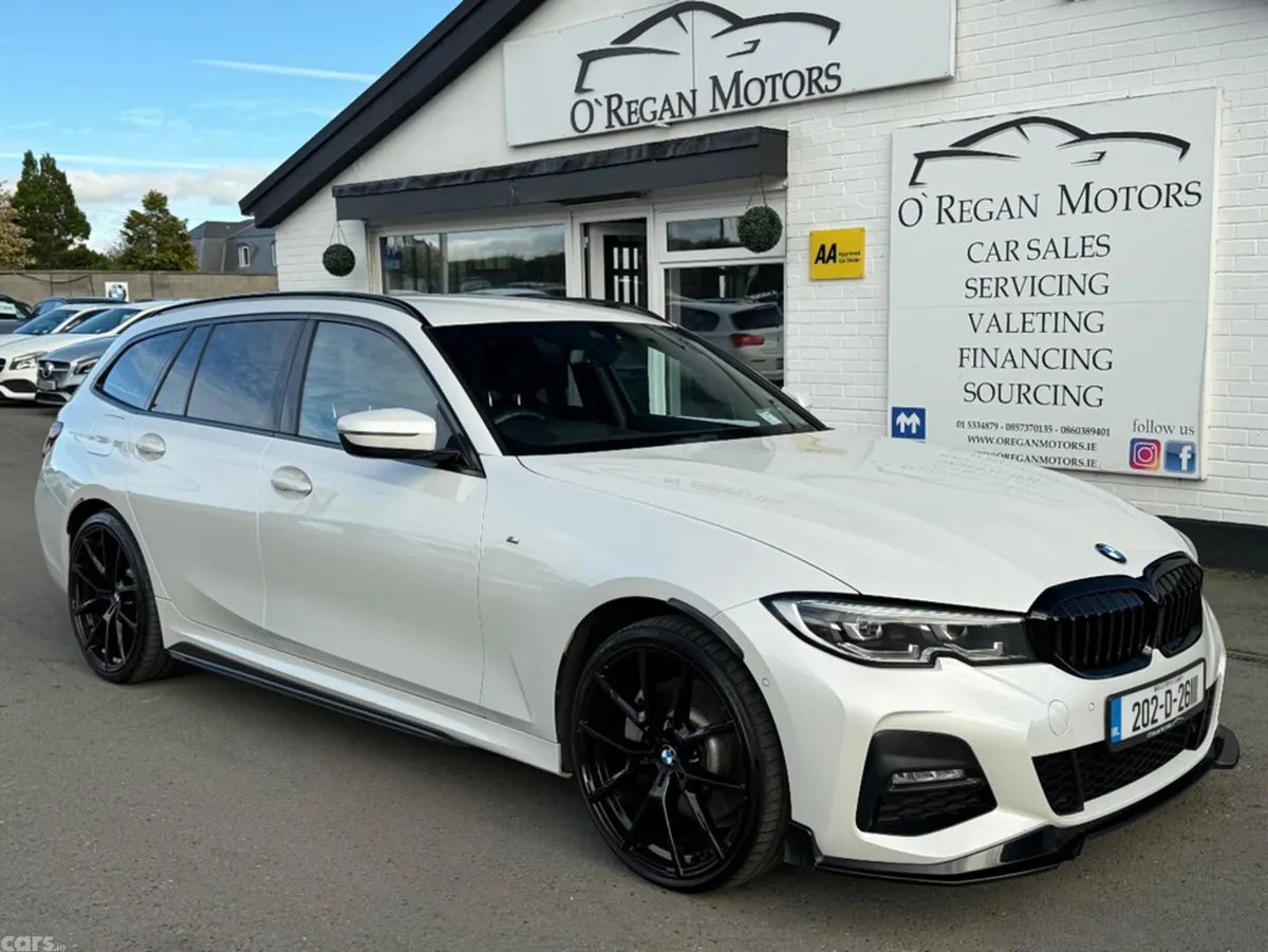BMW 3-Series Estate, Petrol Plug-in Hybrid, 2020, White