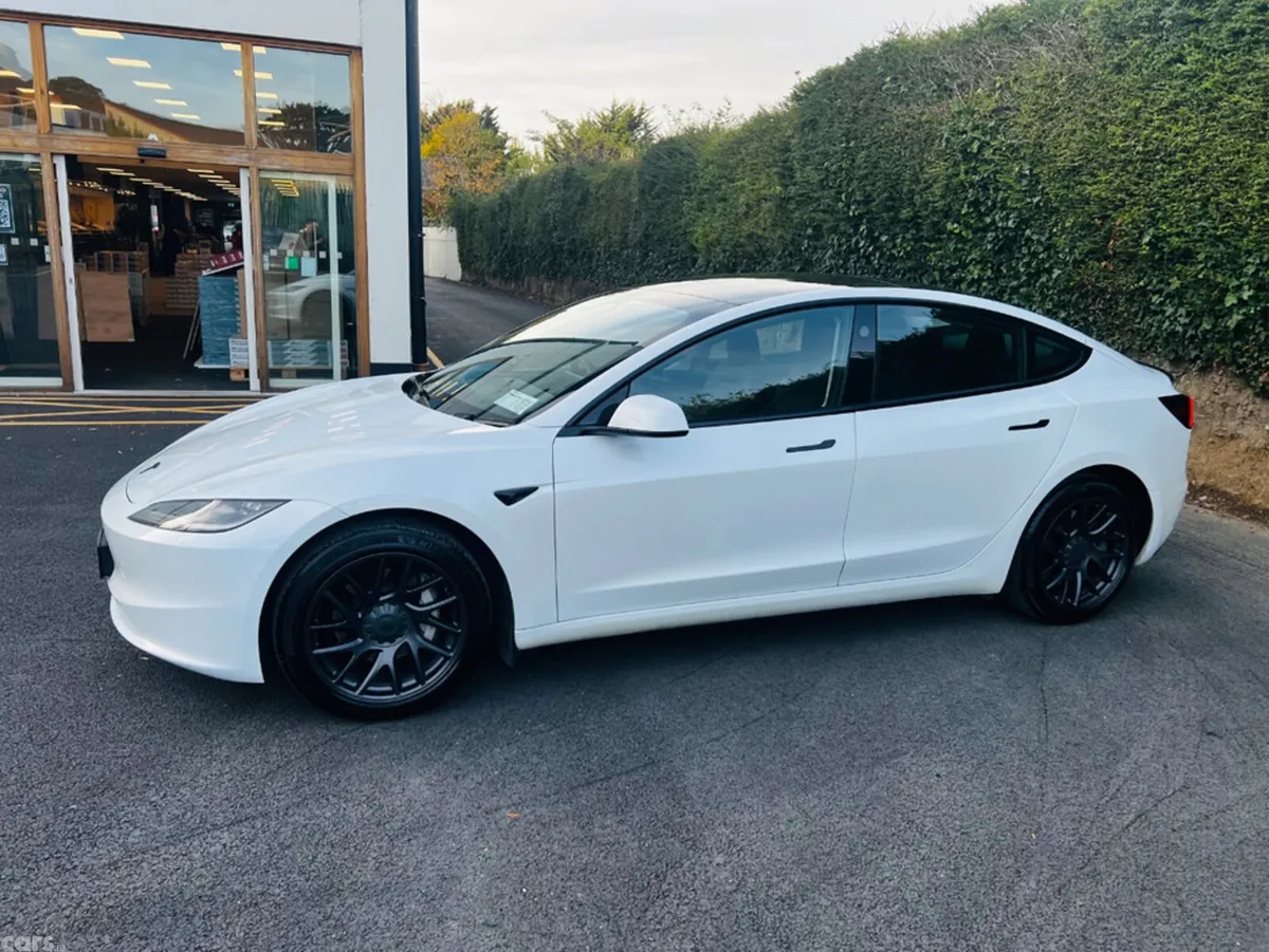 Tesla Model 3 Saloon, Electric, 2024, White
