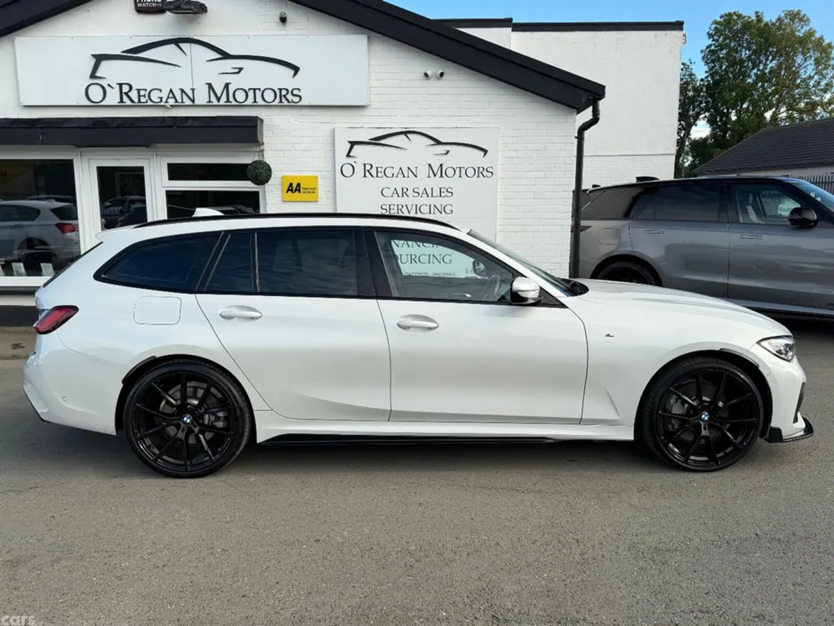 BMW 3-Series Estate, Petrol Plug-in Hybrid, 2020, White