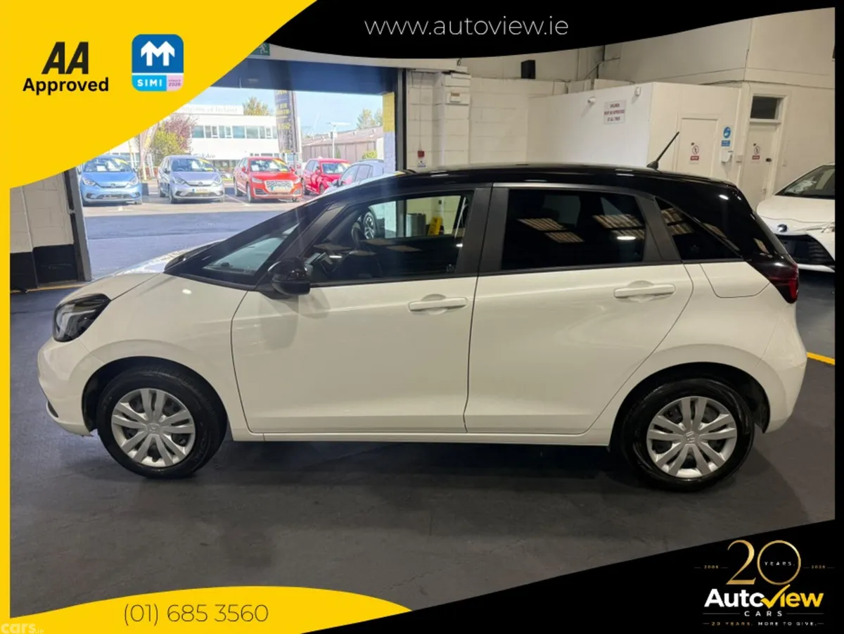 Honda Fit Hatchback, Petrol Hybrid, 2023, White