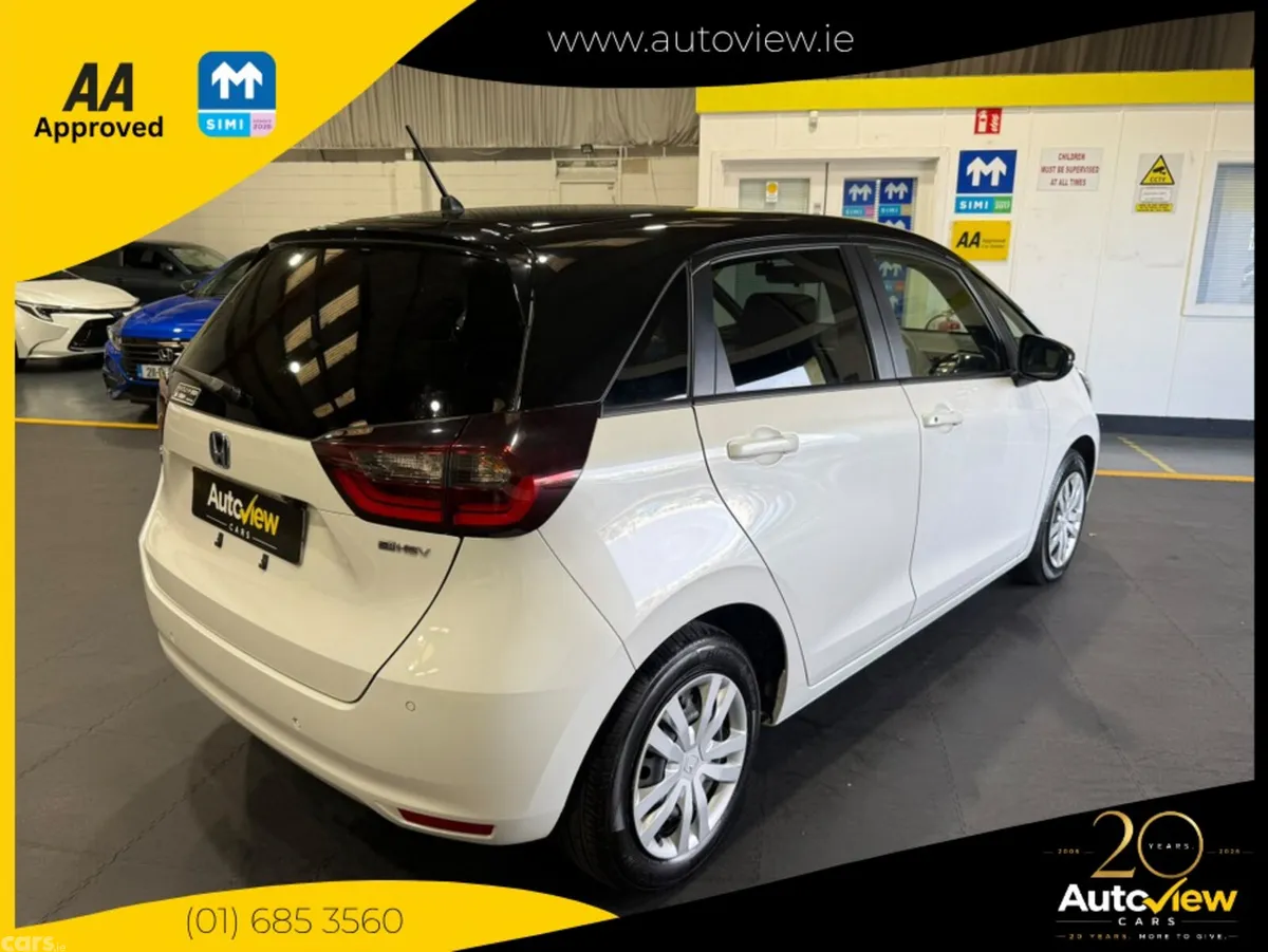 Honda Fit Hatchback, Petrol Hybrid, 2023, White