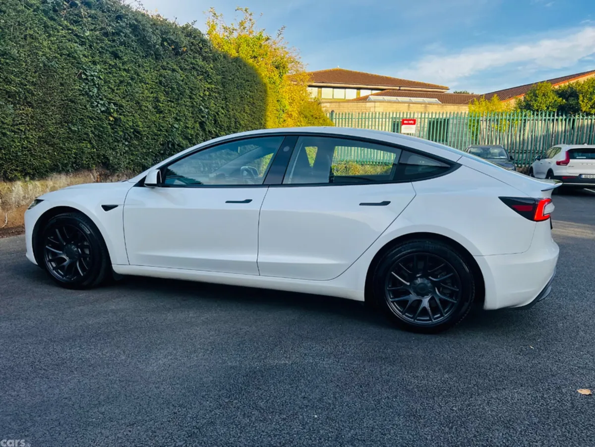 Tesla Model 3 Saloon, Electric, 2024, White