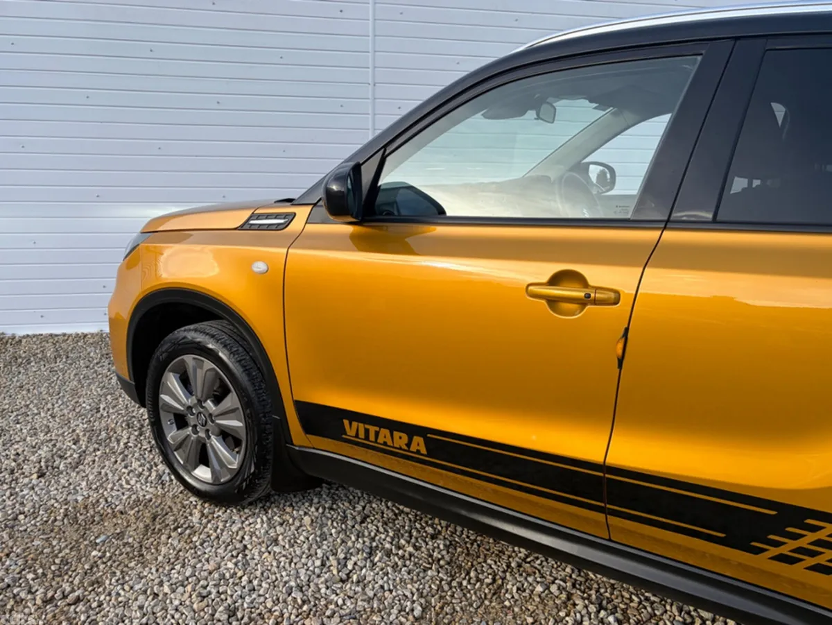 Suzuki Vitara SUV, Petrol Hybrid, 2025, Yellow
