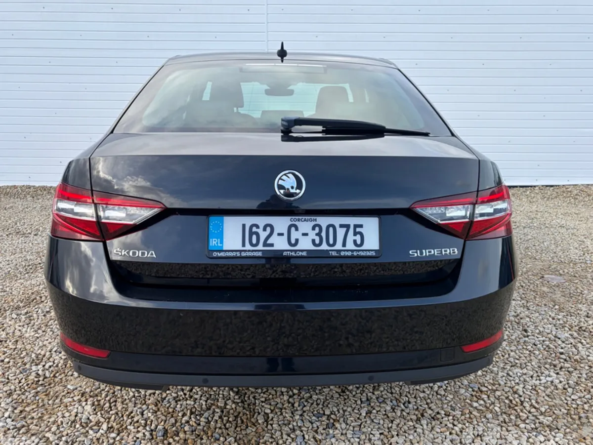 Skoda Superb Hatchback, Diesel, 2016, Black