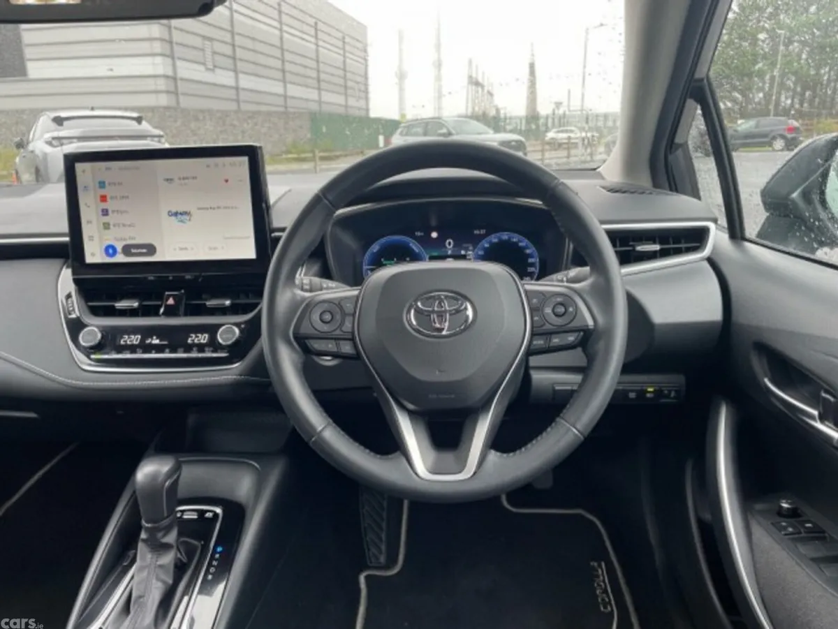 Toyota Corolla Saloon, Petrol Hybrid, 2023, Grey