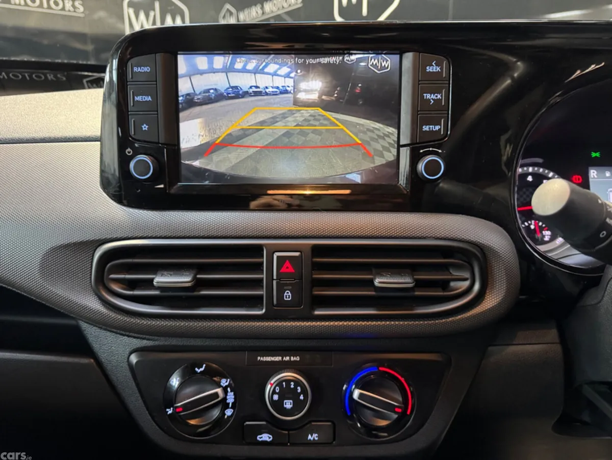 Hyundai i10 Hatchback, Petrol, 2020, Black