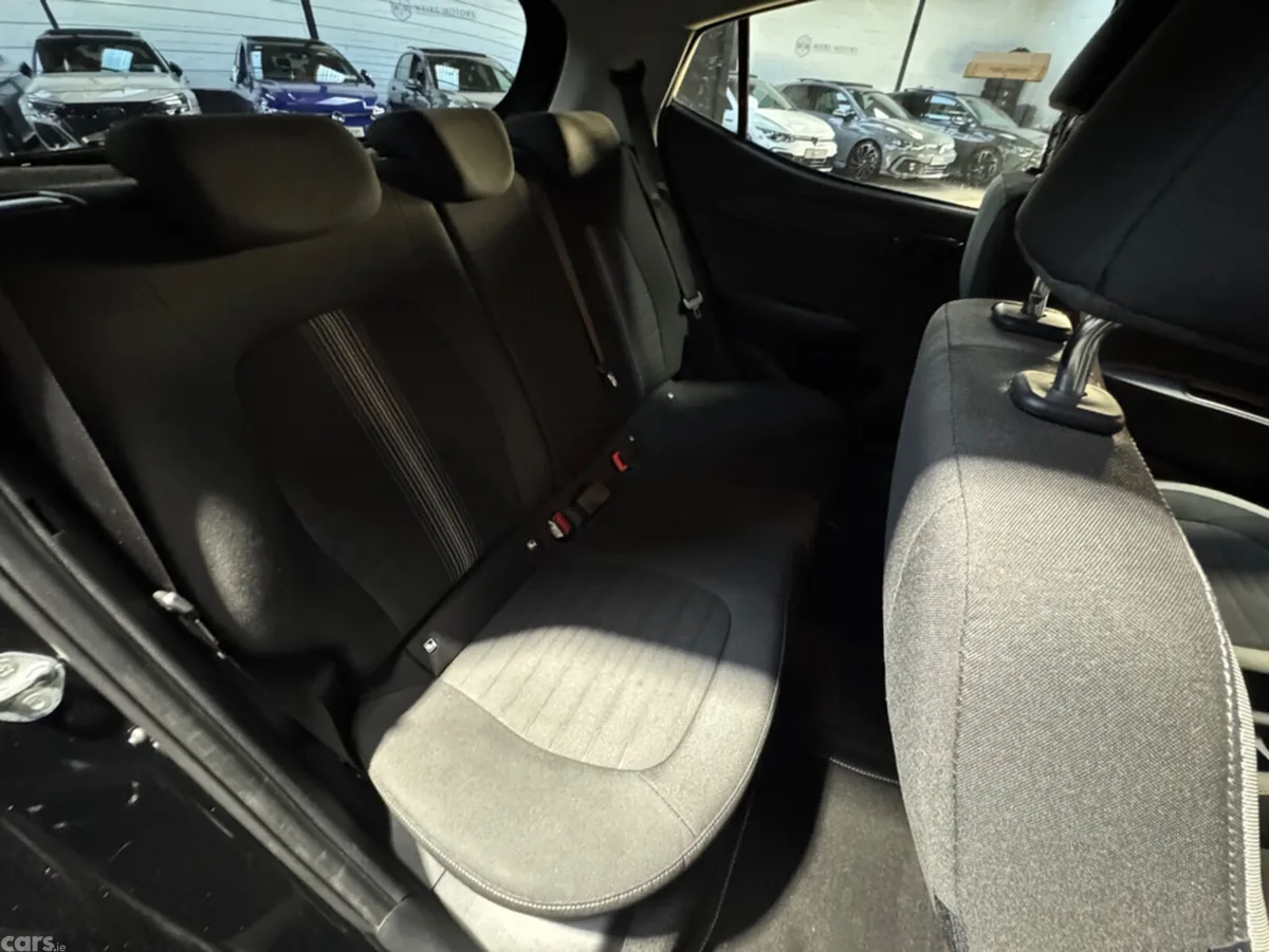 Hyundai i10 Hatchback, Petrol, 2020, Black