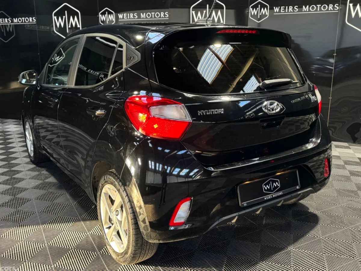 Hyundai i10 Hatchback, Petrol, 2020, Black