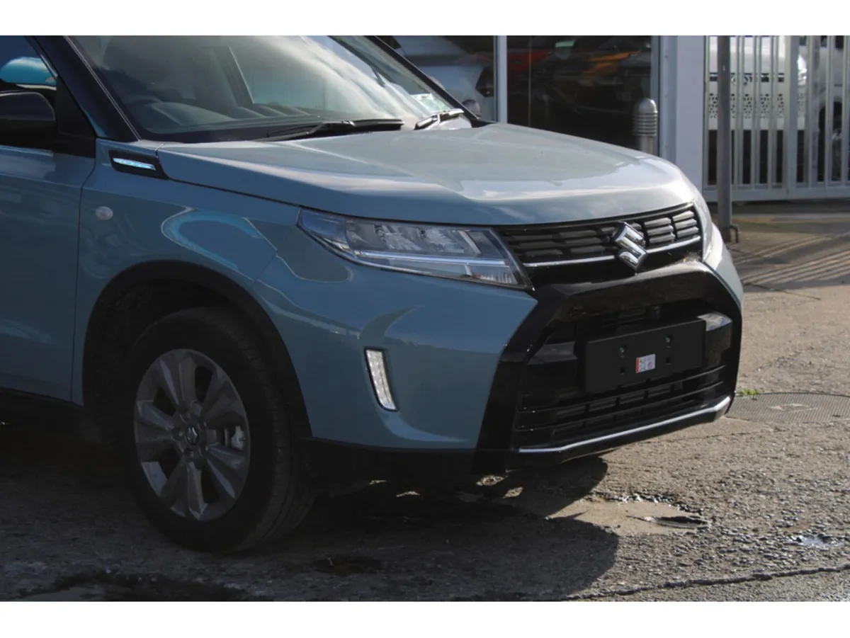 Suzuki Vitara SUV, Petrol Hybrid, 2027, Grey