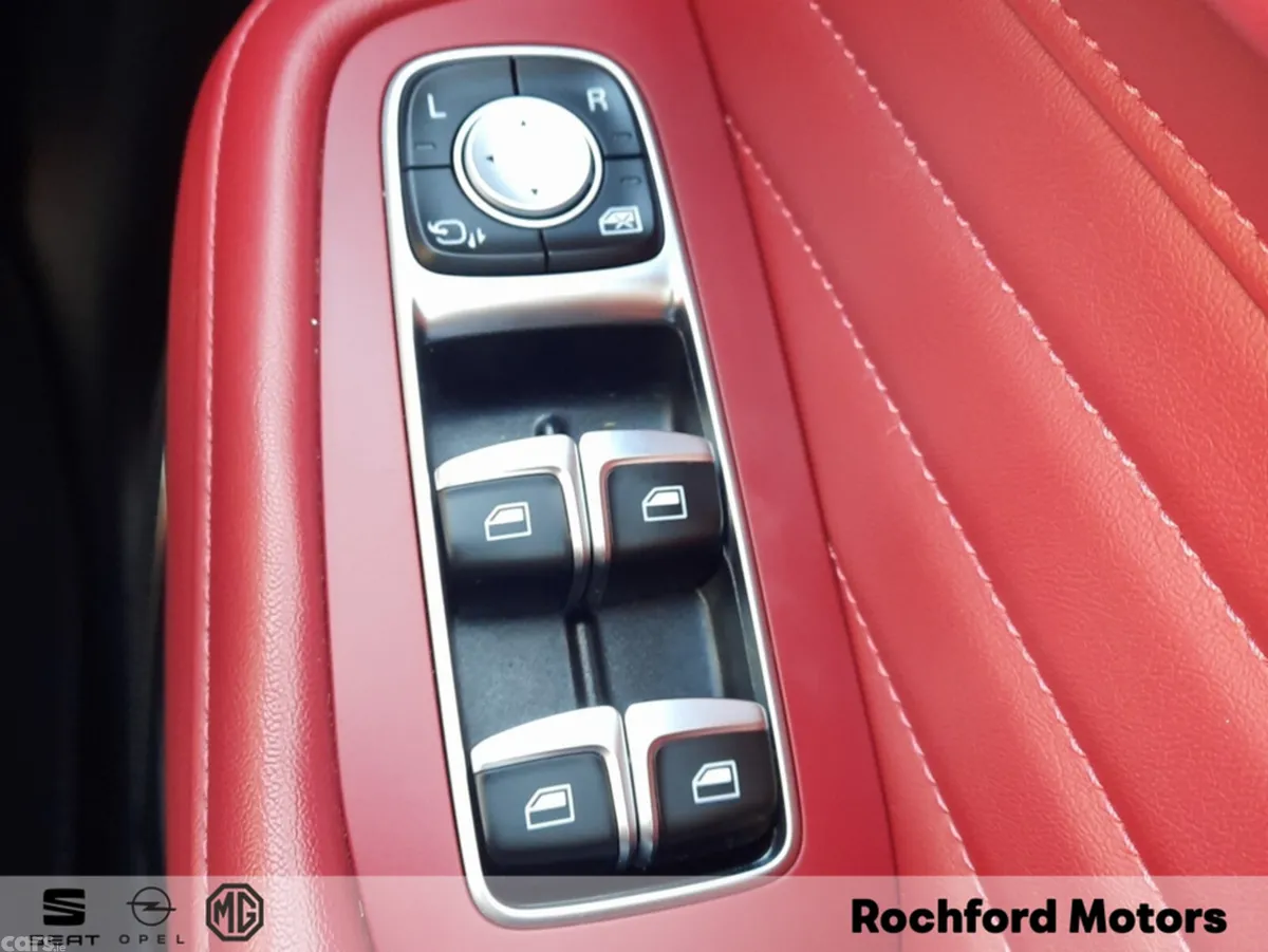 MG HS Hatchback, Petrol Plug-in Hybrid, 2023, Black