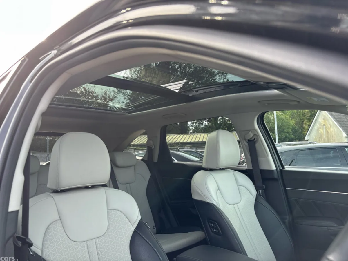 Kia Sorento MPV, Diesel, 2023, Black