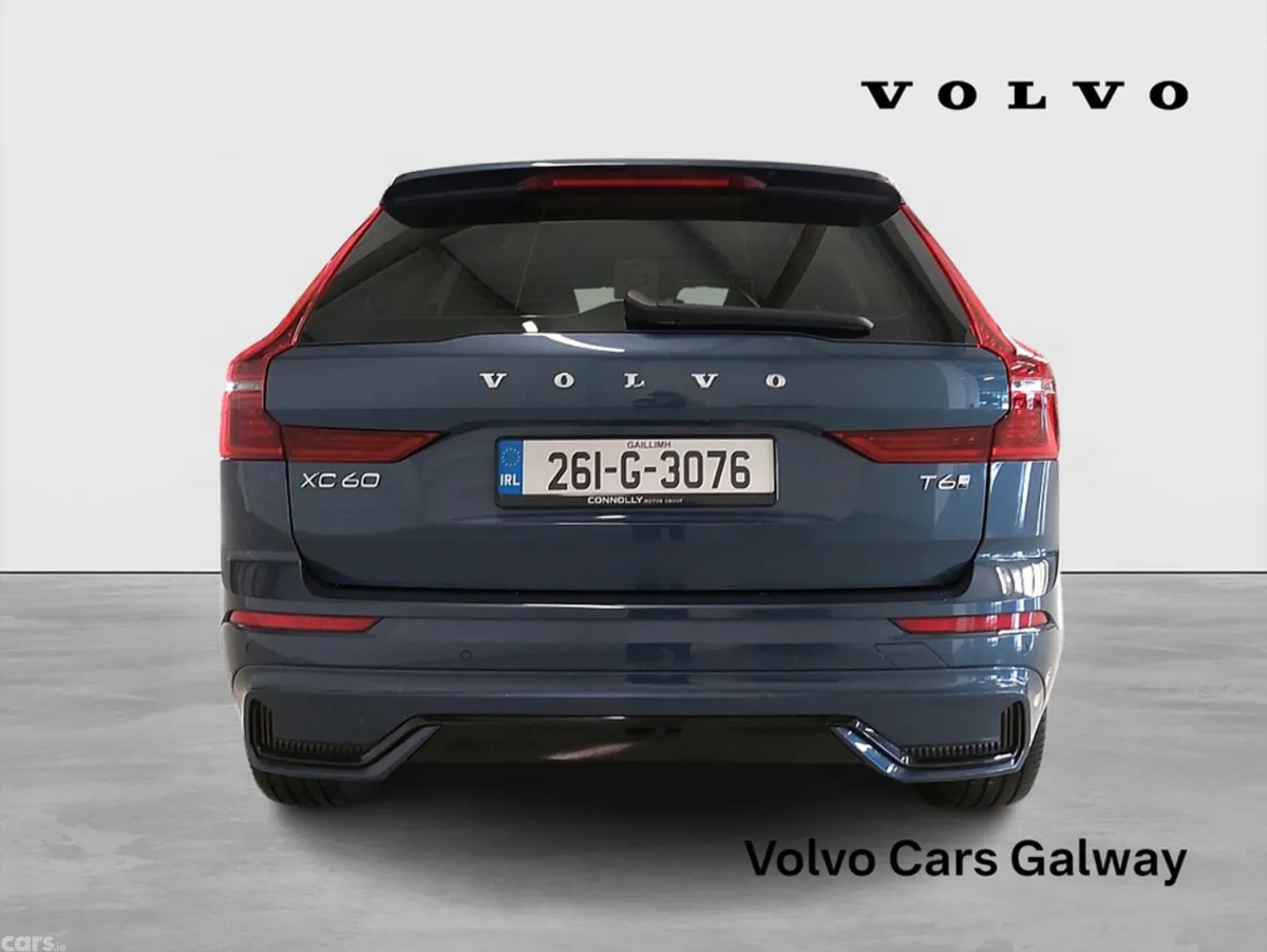 Volvo XC60 SUV, Petrol Plug-in Hybrid, 2026, Blue