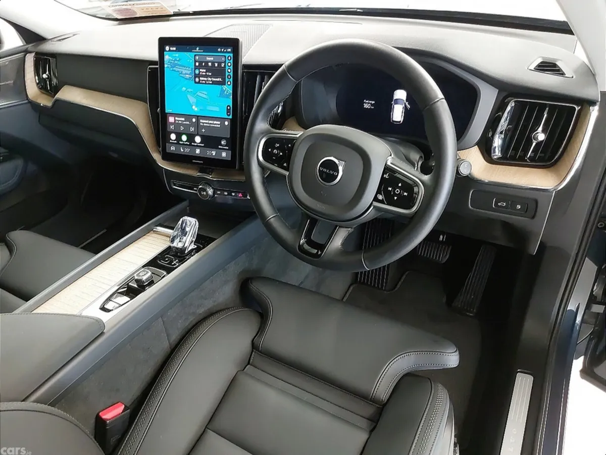 Volvo XC60 SUV, Petrol Plug-in Hybrid, 2026, Blue