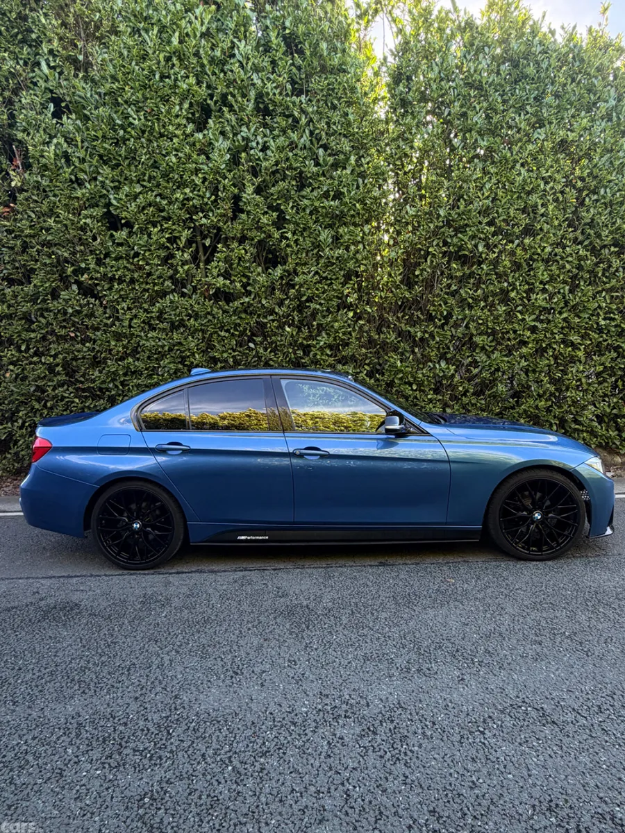 BMW 3-Series Saloon, Diesel, 2015, Blue