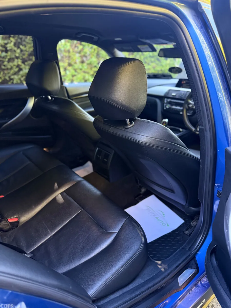 BMW 3-Series Saloon, Diesel, 2015, Blue