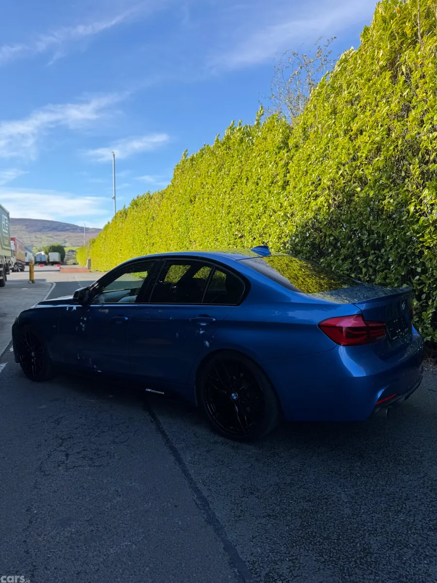 BMW 3-Series Saloon, Diesel, 2015, Blue