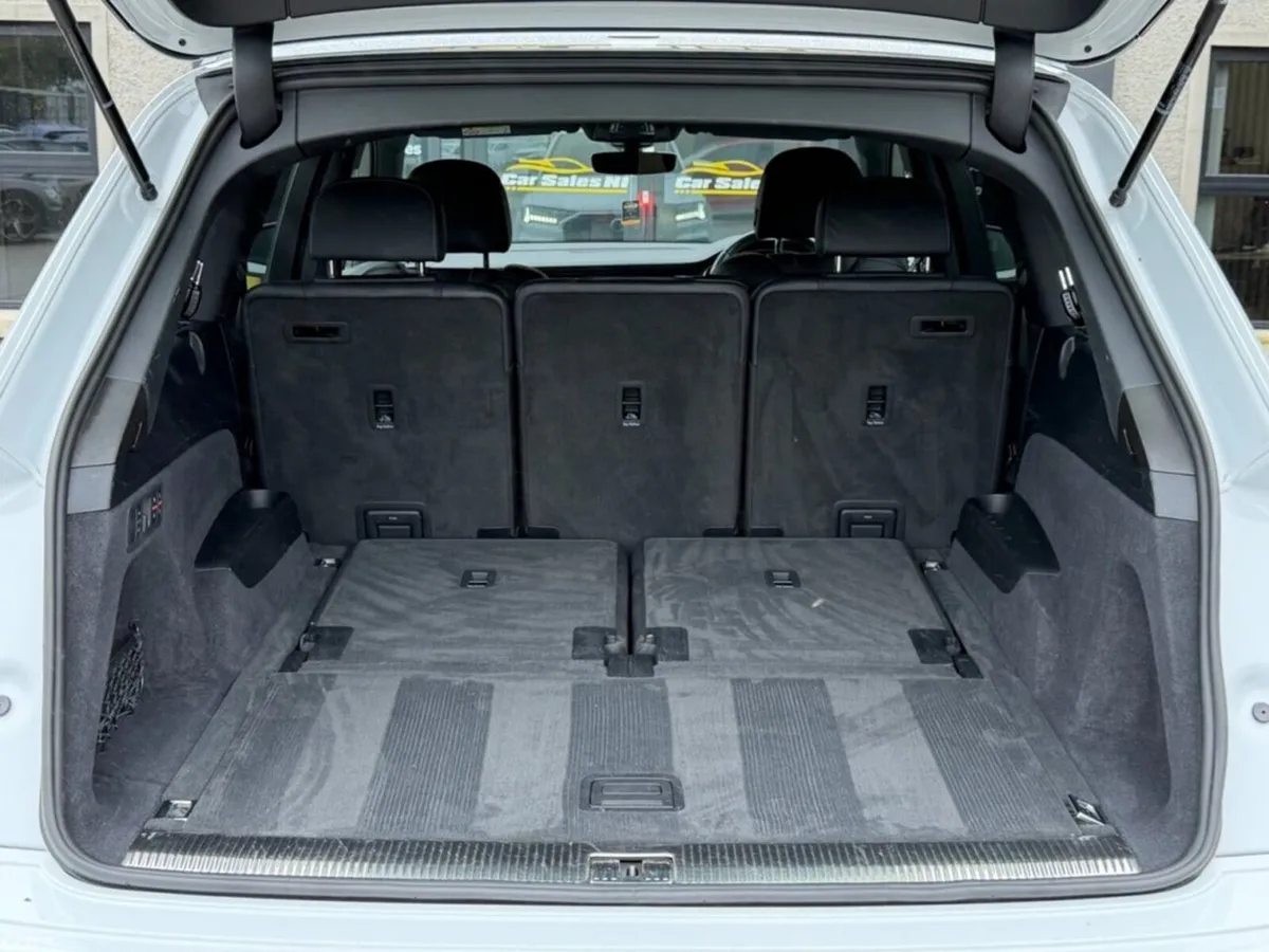 Audi Q7 SUV, Diesel Hybrid, 2024, White