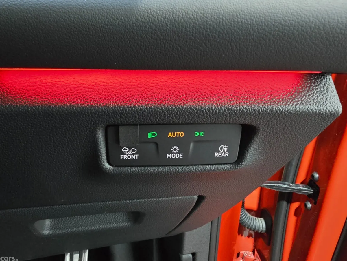 Volkswagen Tiguan SUV, Petrol Plug-in Hybrid, 2025, Red