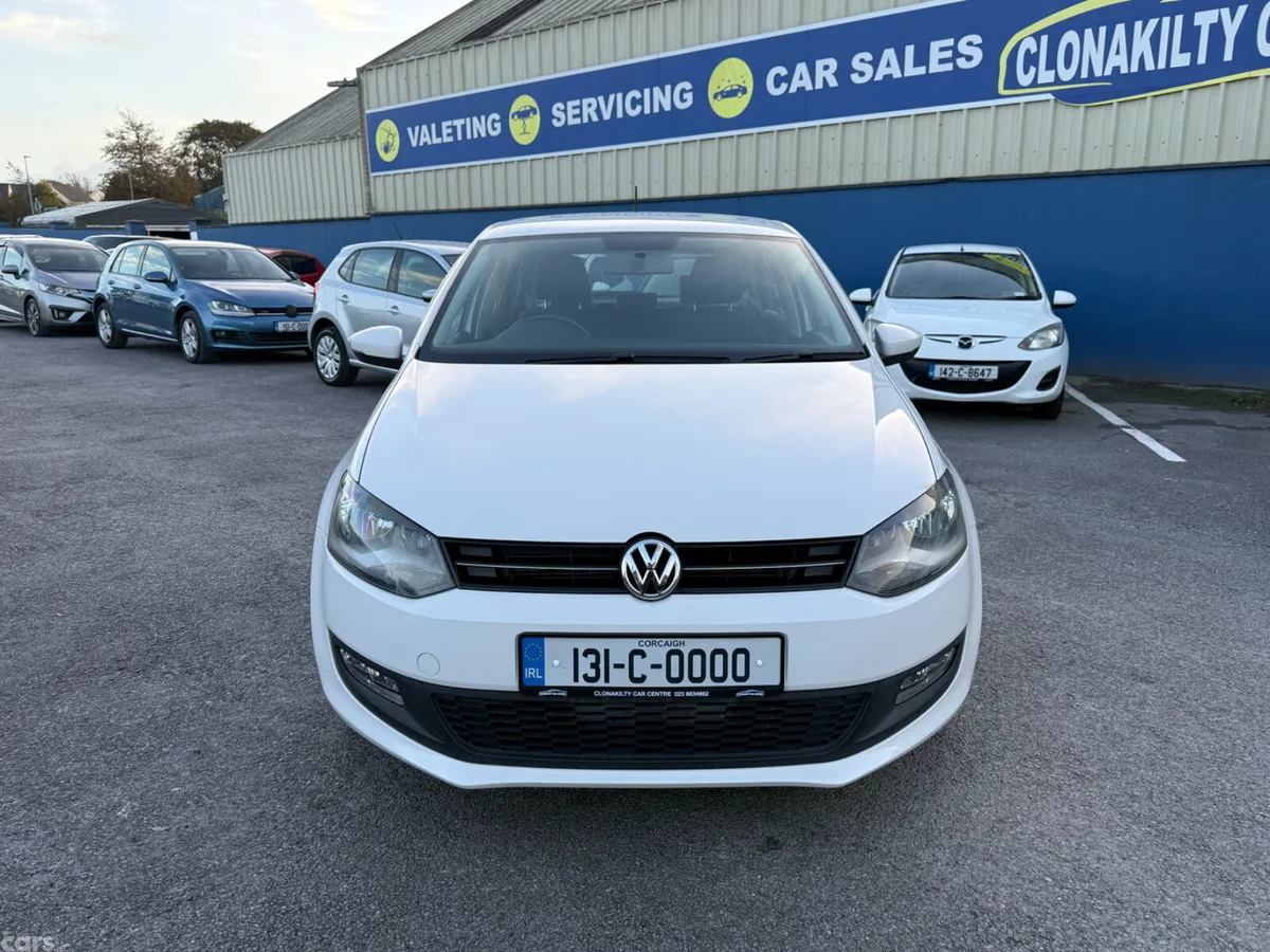 Volkswagen Polo Hatchback, Petrol, 2013, White