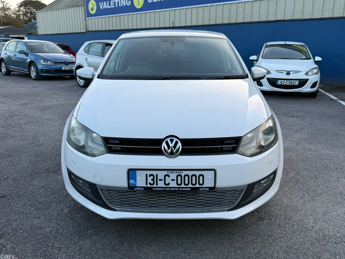 Volkswagen Polo Hatchback, Petrol, 2013, White
