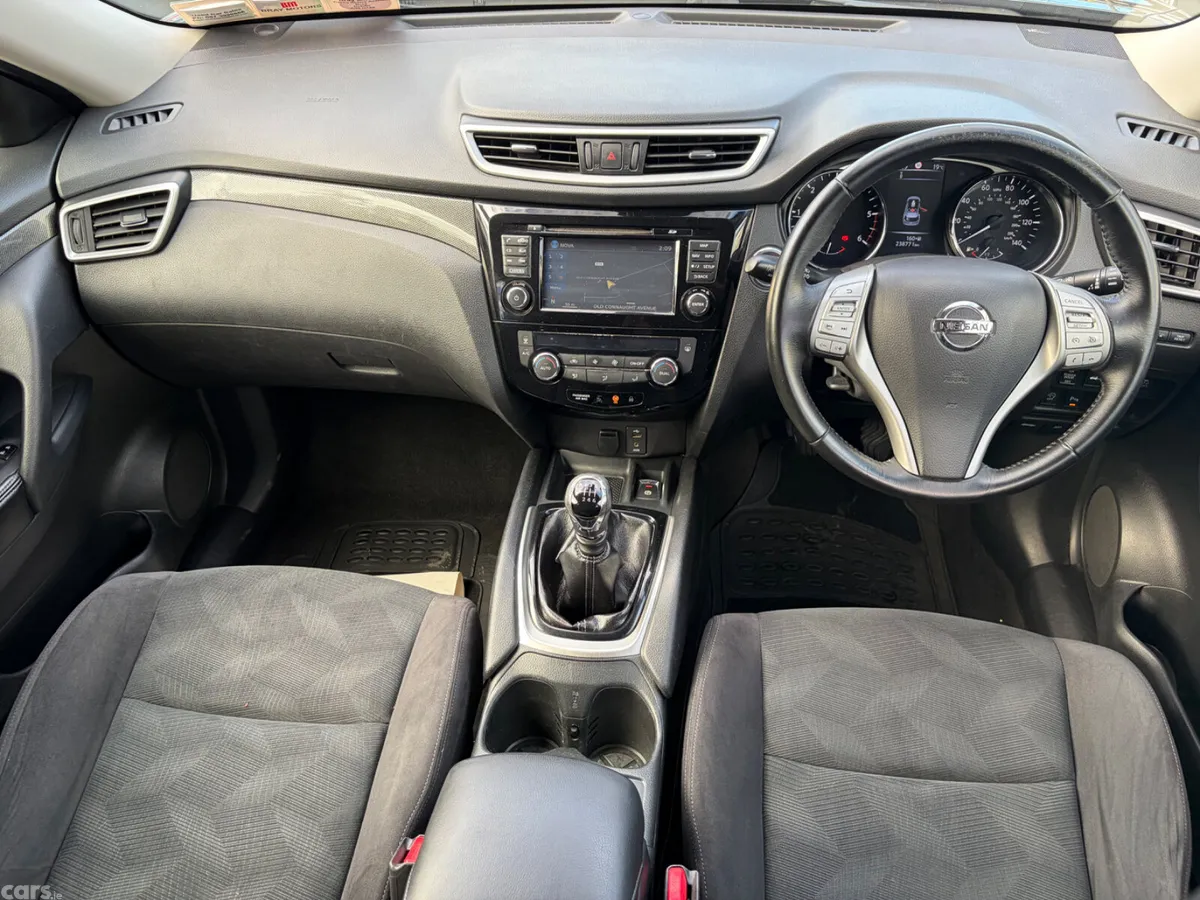 Nissan X-Trail SUV, Diesel, 2015, Black