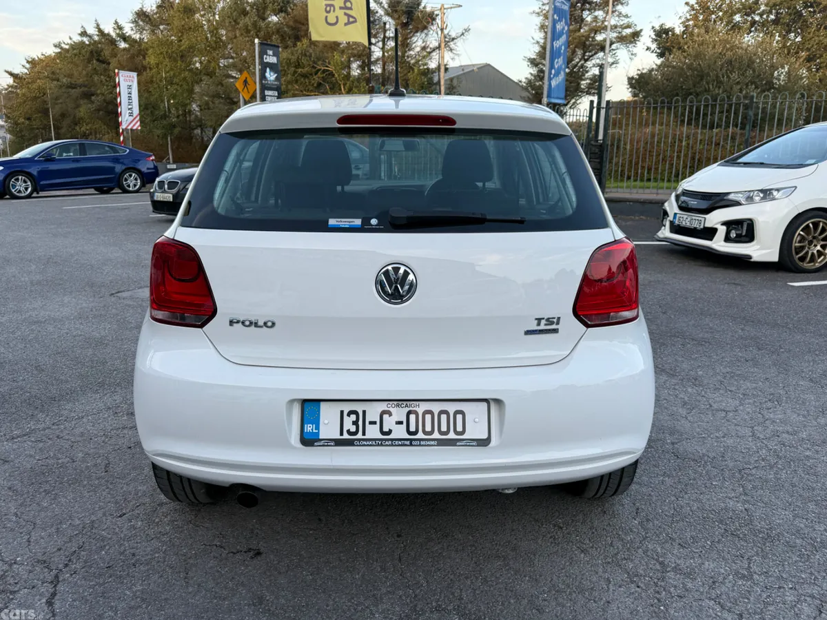 Volkswagen Polo Hatchback, Petrol, 2013, White