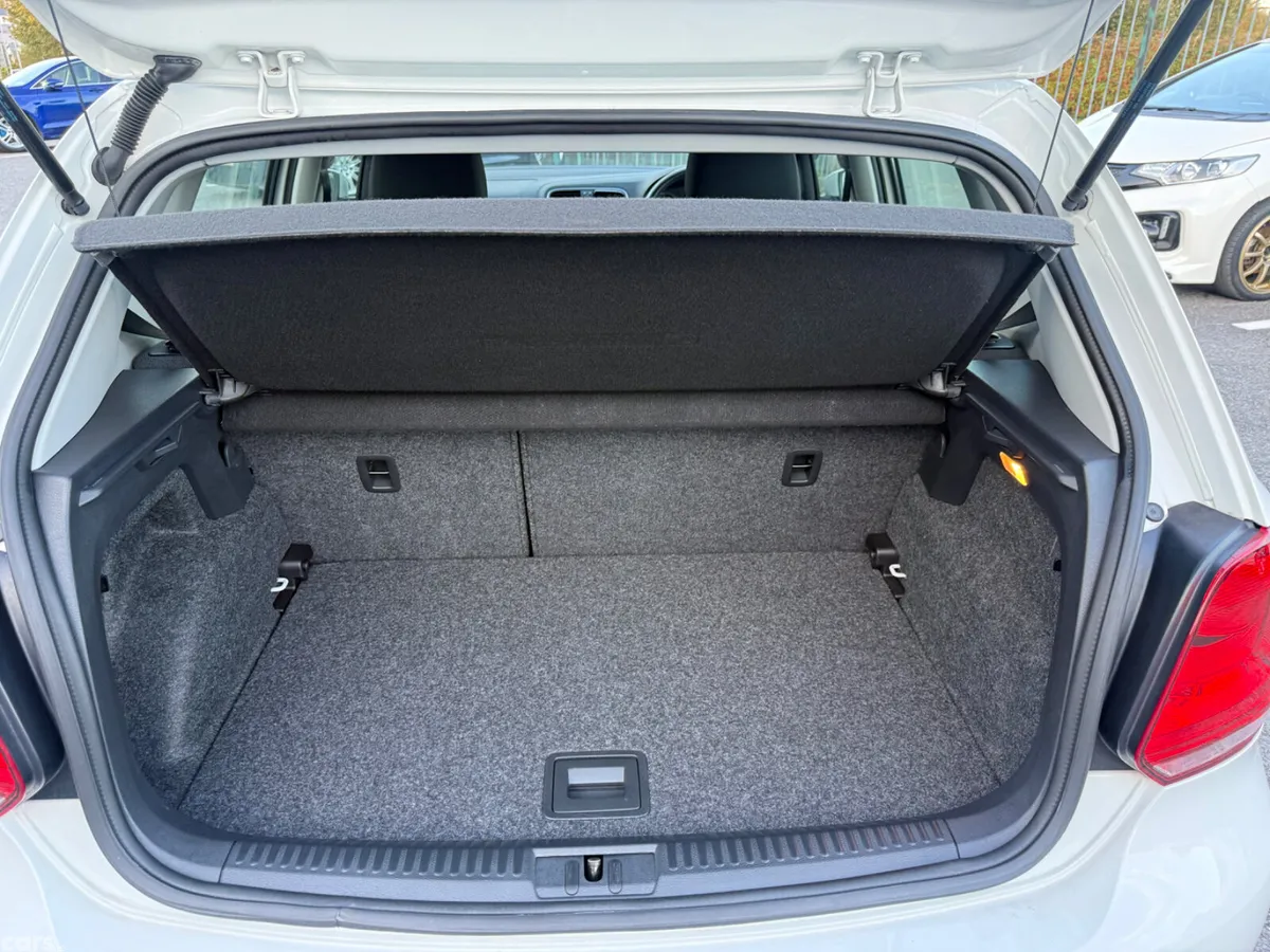 Volkswagen Polo Hatchback, Petrol, 2013, White