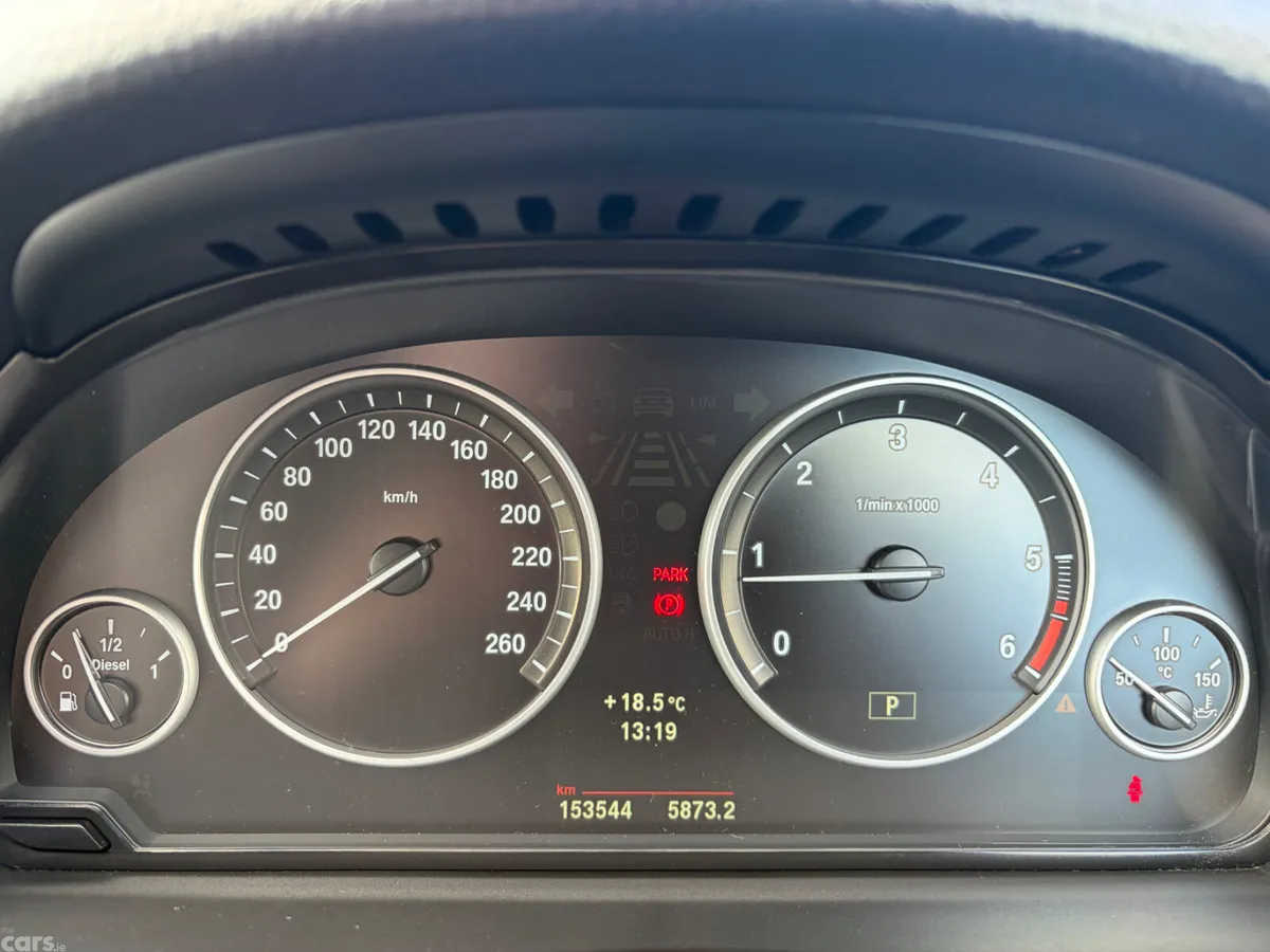 BMW 5-Series Saloon, Diesel, 2012, Grey