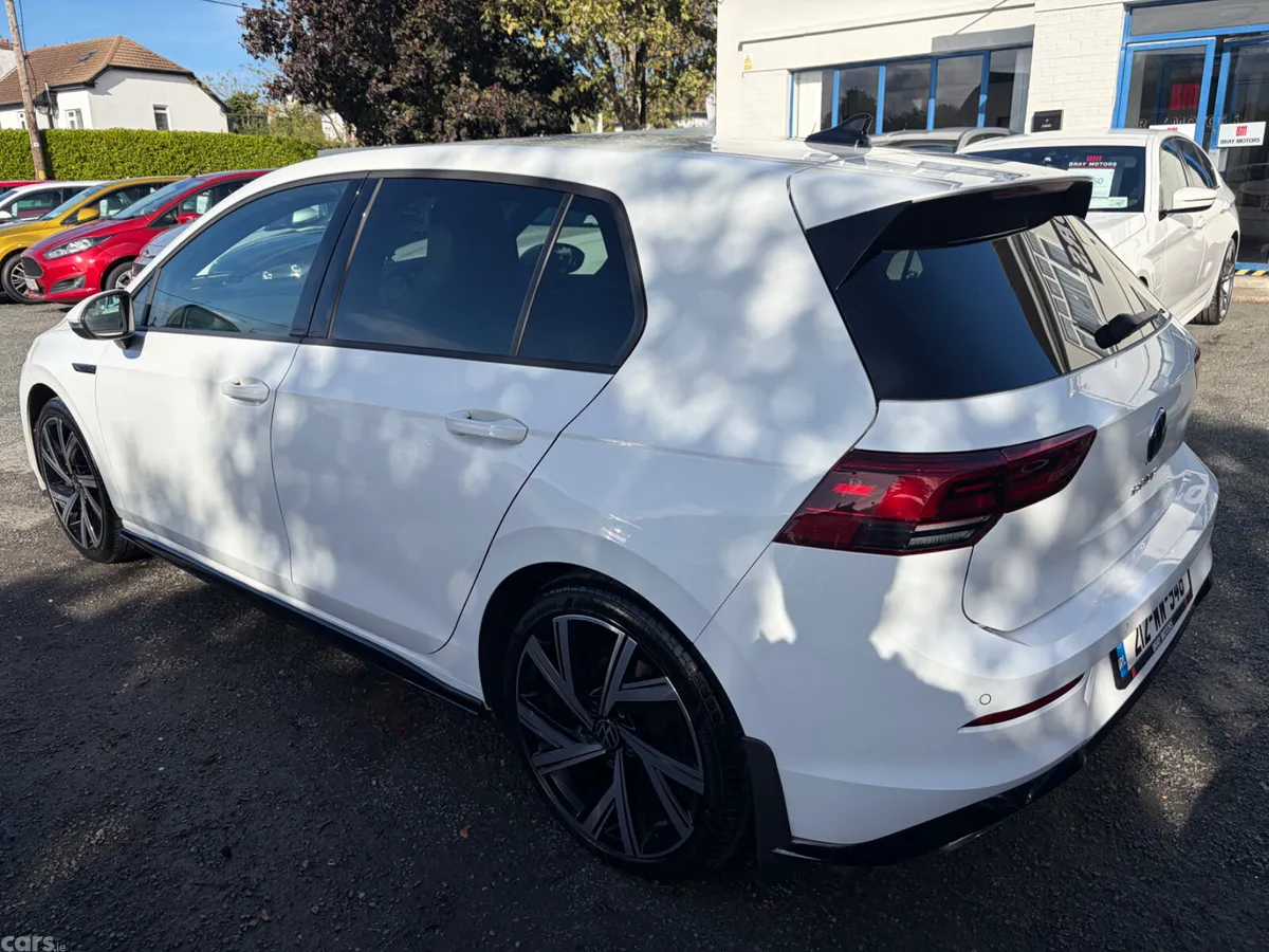 Volkswagen Golf Estate, Diesel, 2021, White