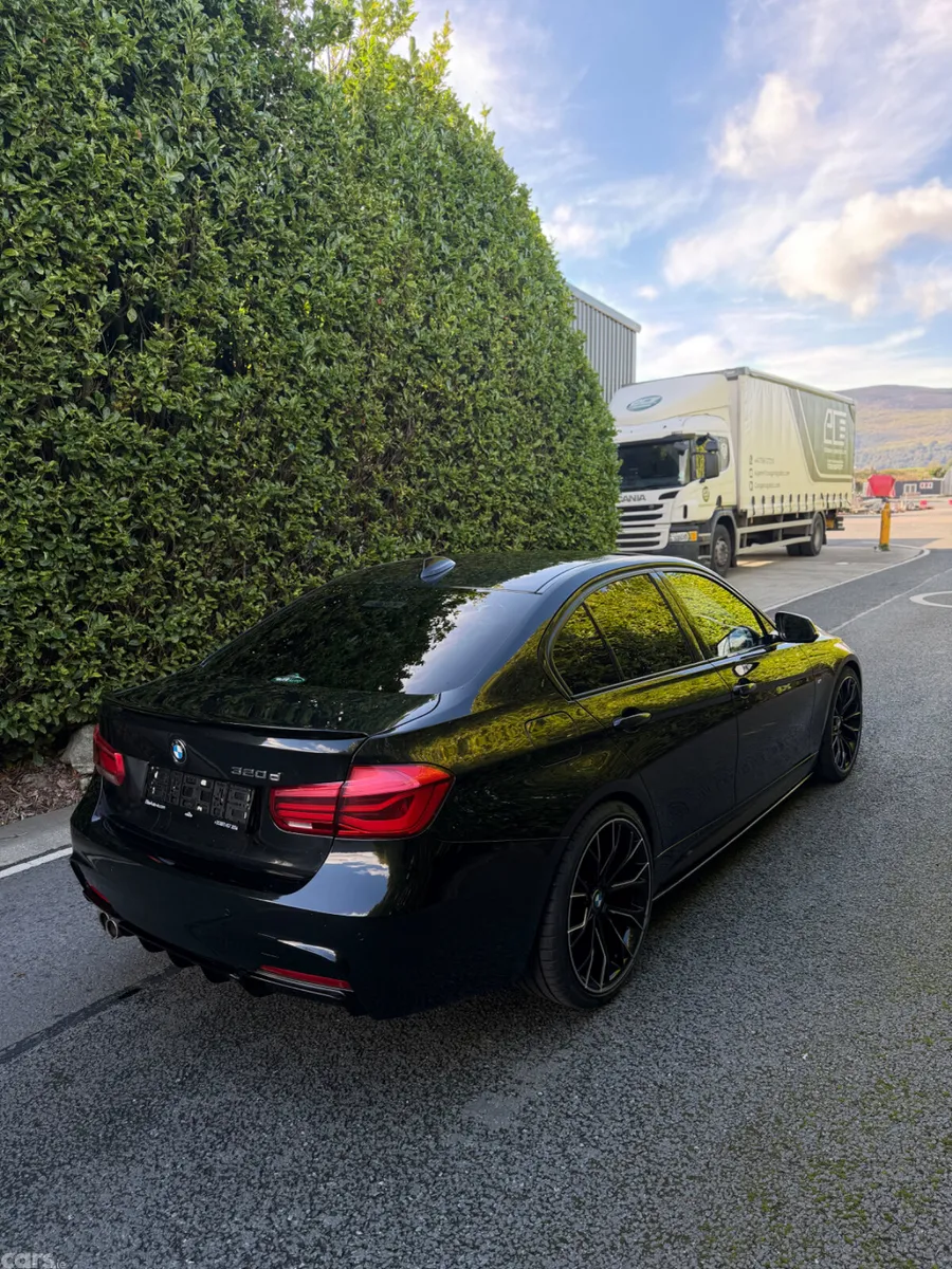 BMW 3-Series Saloon, Diesel, 2016, Black