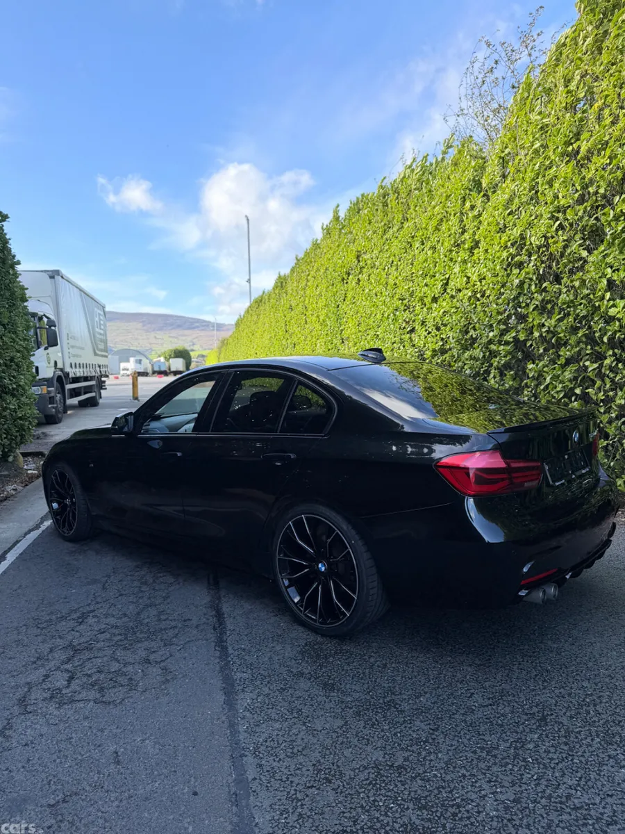BMW 3-Series Saloon, Diesel, 2016, Black