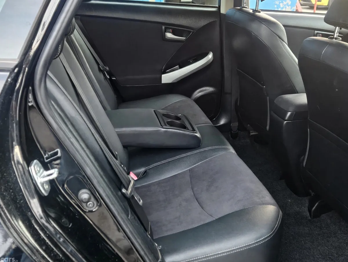Toyota Prius Hatchback, Petrol Hybrid, 2013, Black