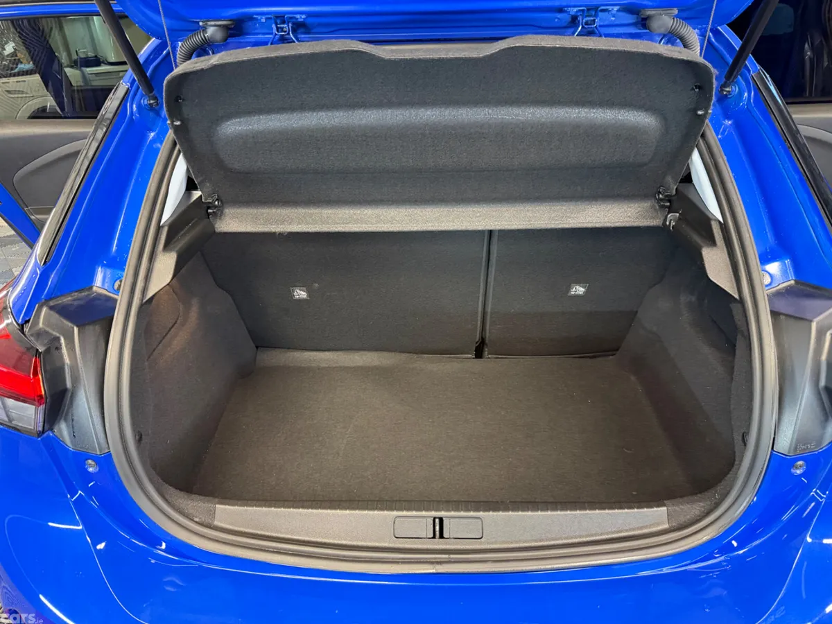 Opel Corsa Hatchback, Petrol, 2025, Blue