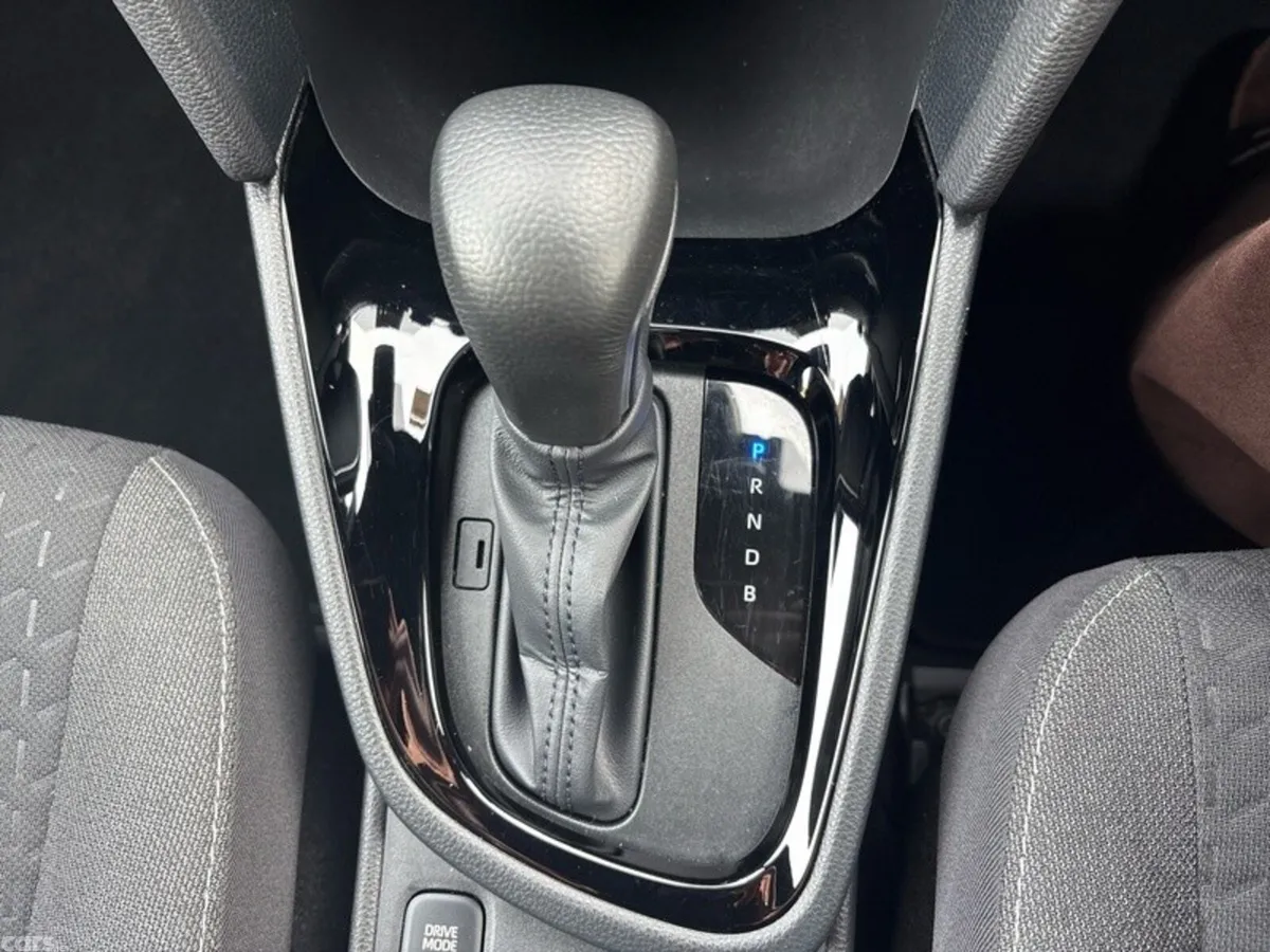 Toyota Yaris Cross SUV, Petrol Hybrid, 2026, Grey