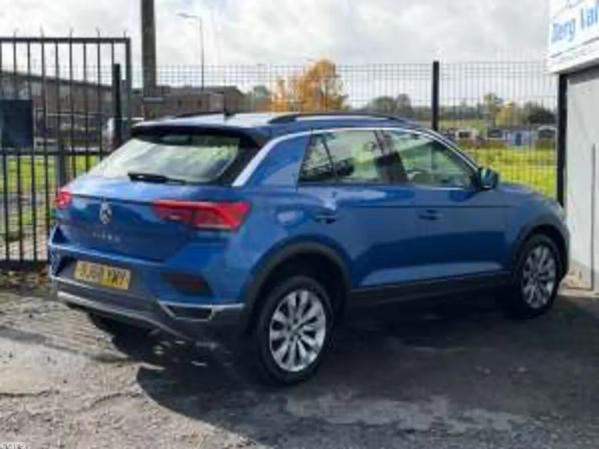 Volkswagen T-Roc SUV, Diesel, 2018, Blue