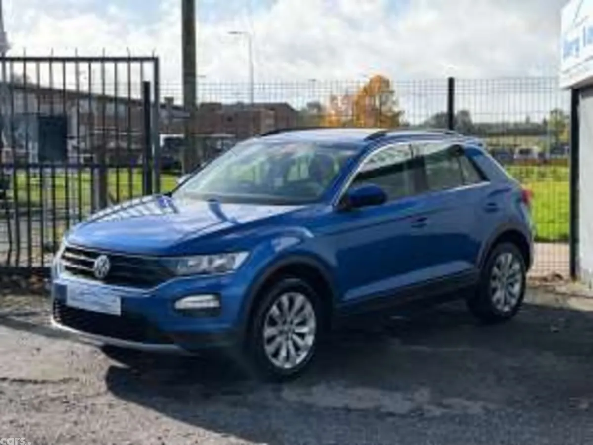Volkswagen T-Roc SUV, Diesel, 2018, Blue