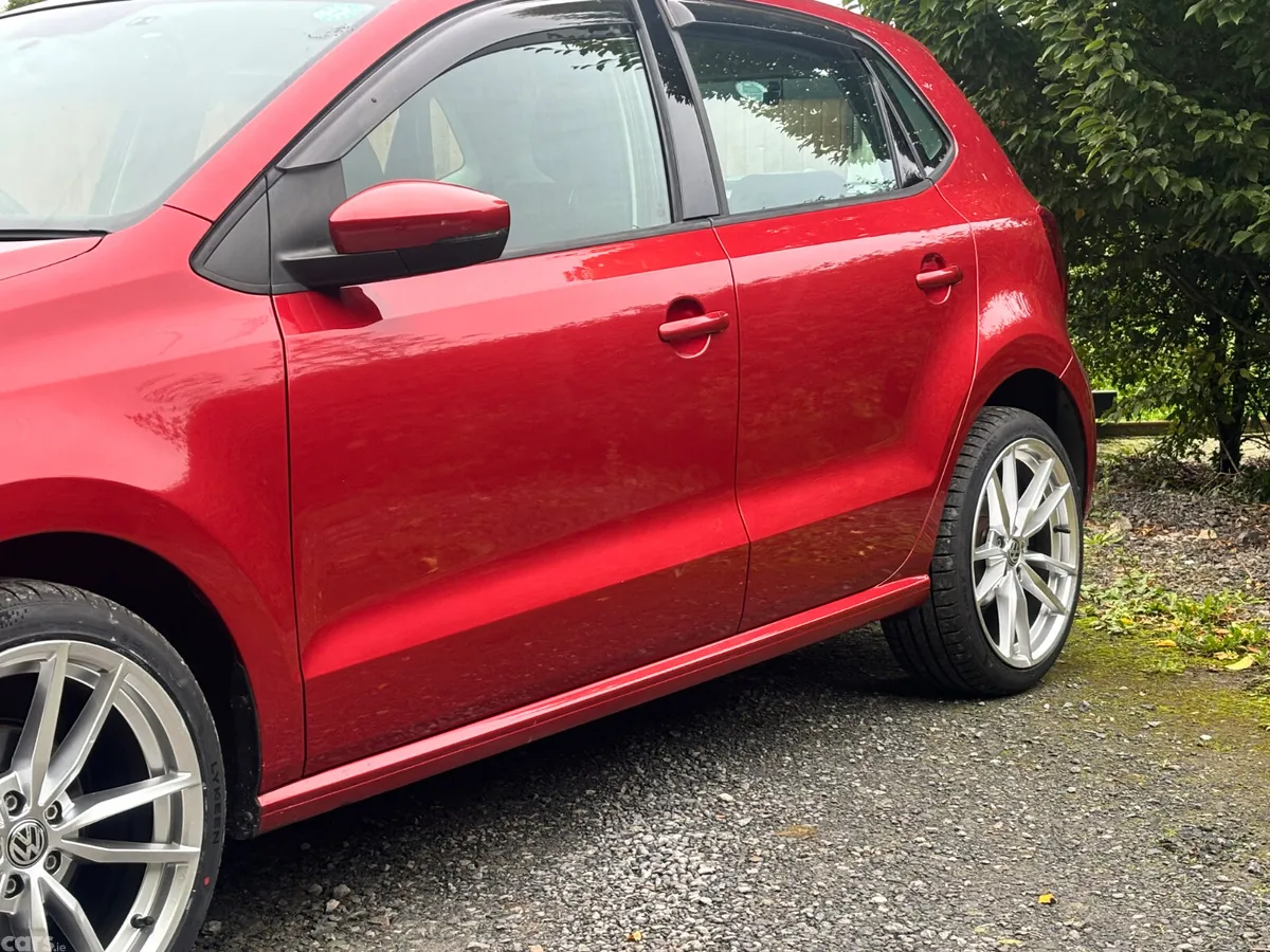 Volkswagen Polo Hatchback, Petrol, 2015, Red