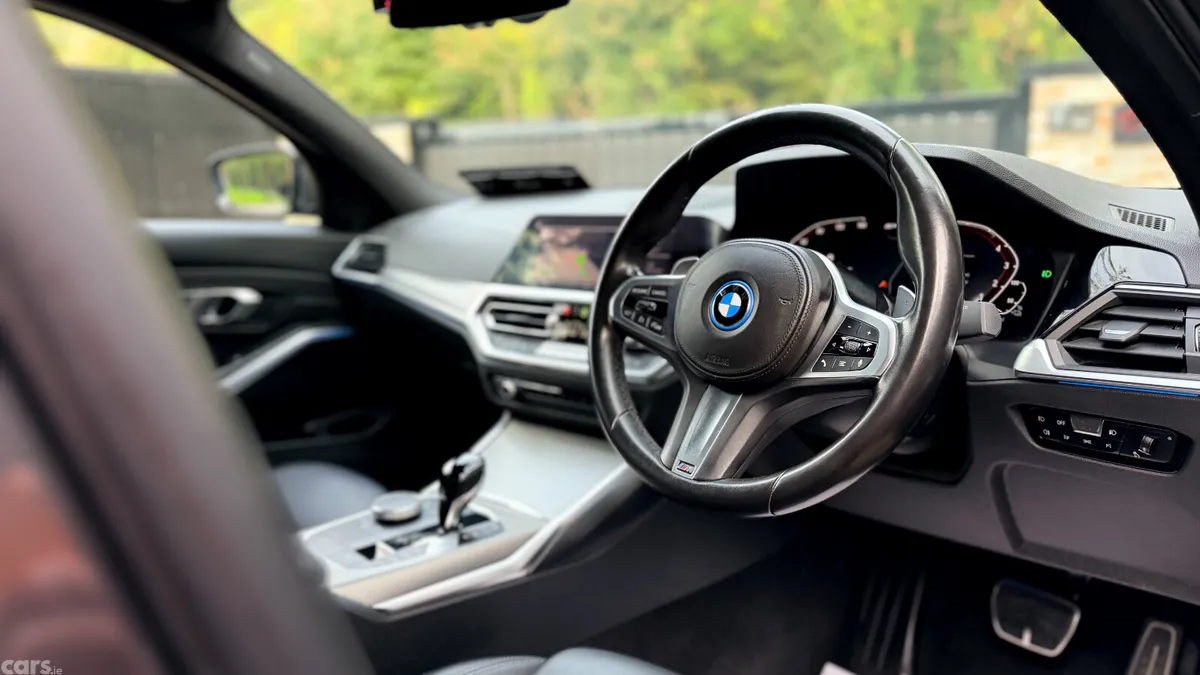 BMW 3-Series Saloon, Petrol Plug-in Hybrid, 2022, Grey