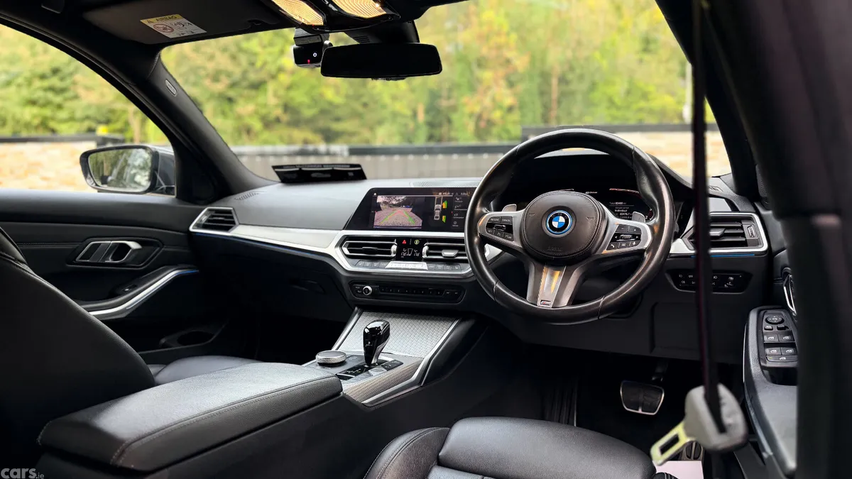 BMW 3-Series Saloon, Petrol Plug-in Hybrid, 2022, Grey