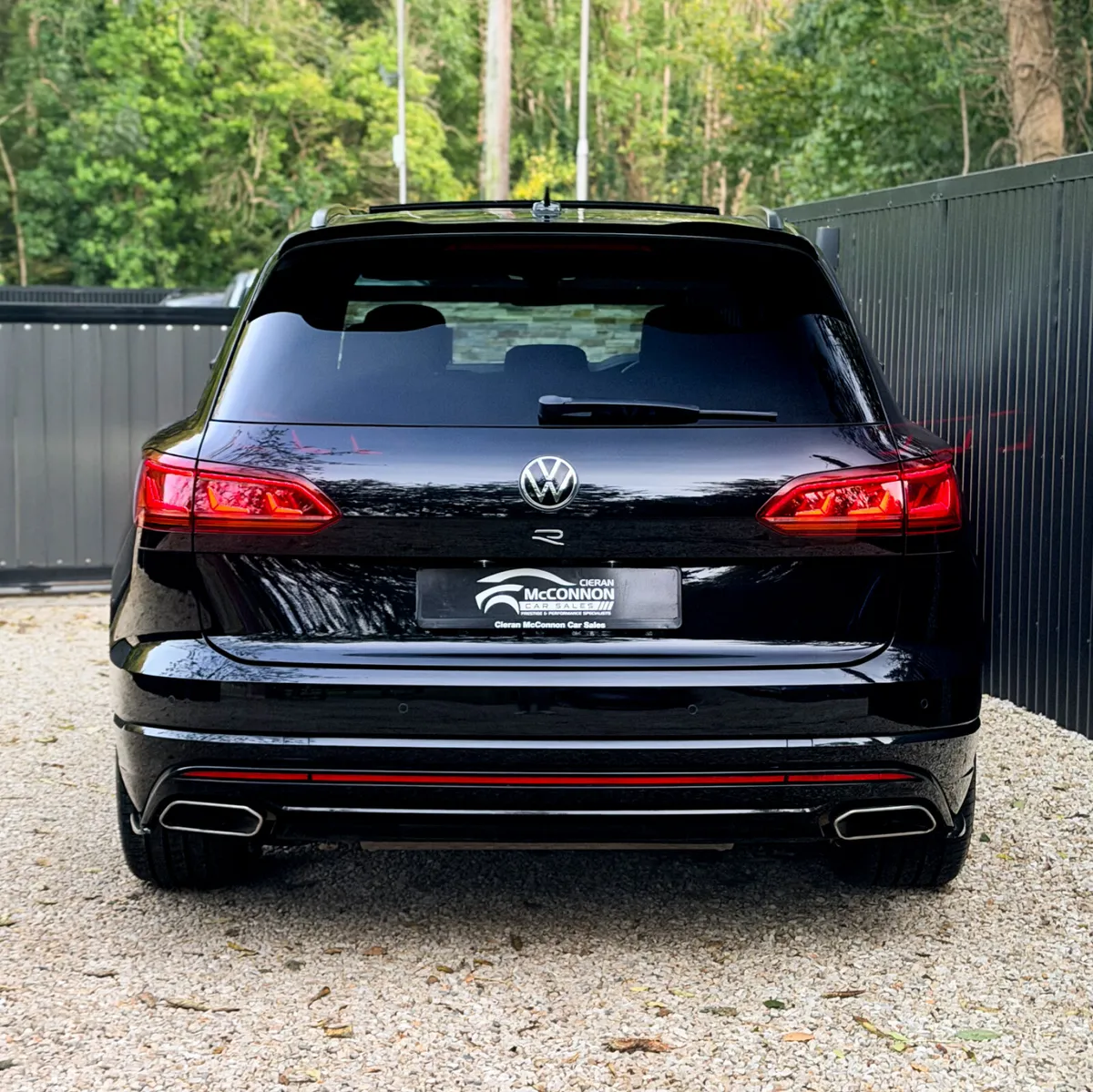 Volkswagen Touareg SUV, Petrol Plug-in Hybrid, 2022, Black