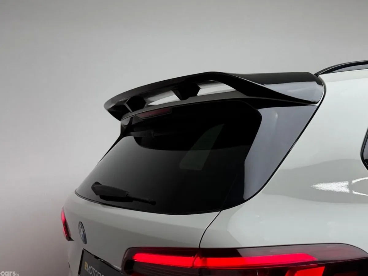 BMW X5 SUV, Petrol Plug-in Hybrid, 2023, White