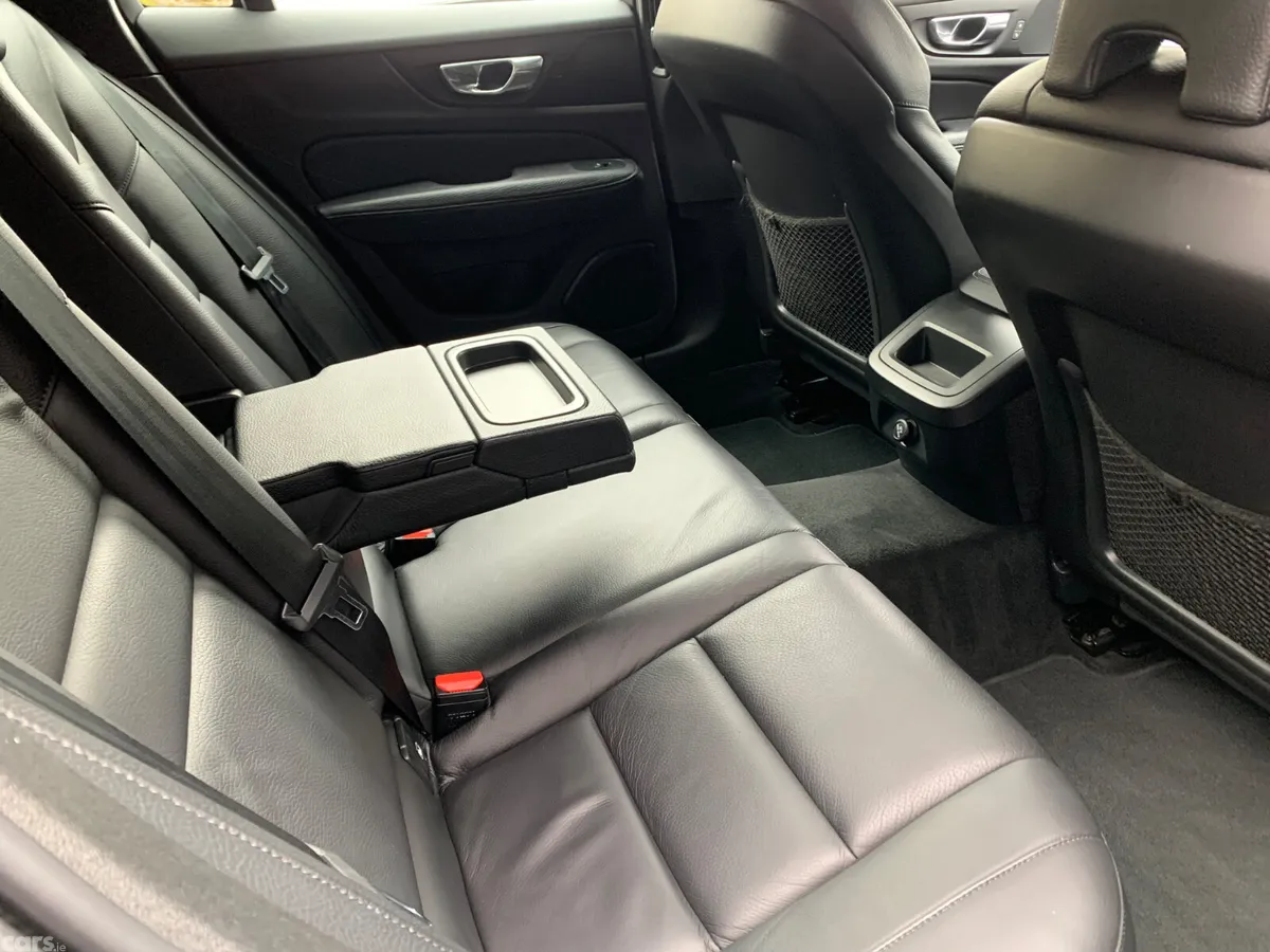 Volvo V60 Estate, Diesel, 2020, Blue